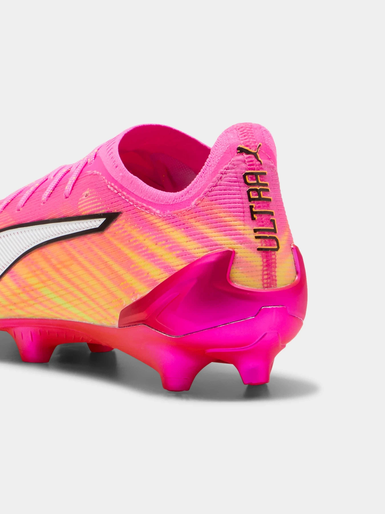 Кросівки PUMA Ultra 6 Ultimate Fg модель 108699 Кросівки PUMA Ultra 6 Ultimate Fg модель 108699 Фото