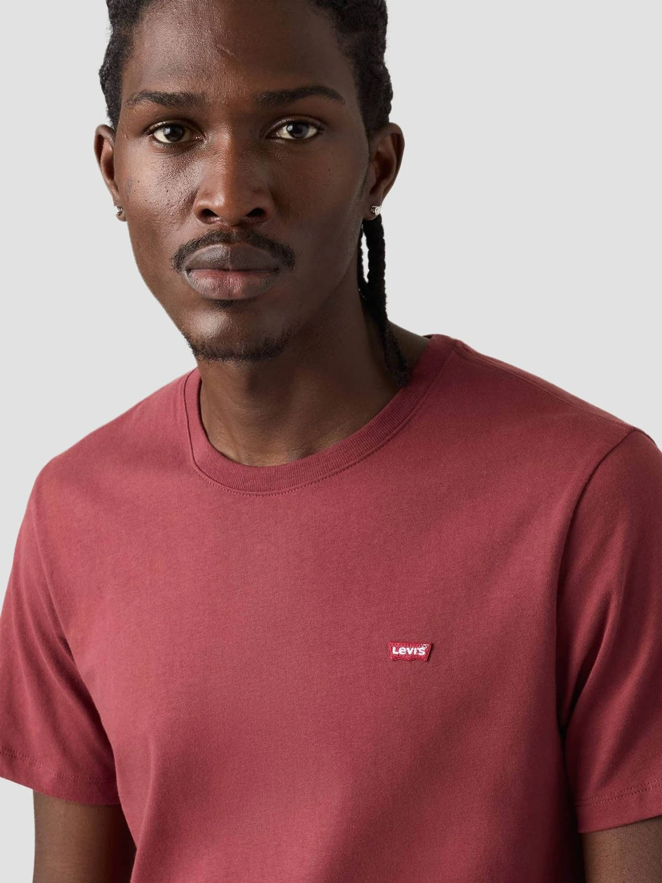 Футболки і поло Levi's модель 56605;0308 Футболки і поло Levi's модель 56605;0308 Фото