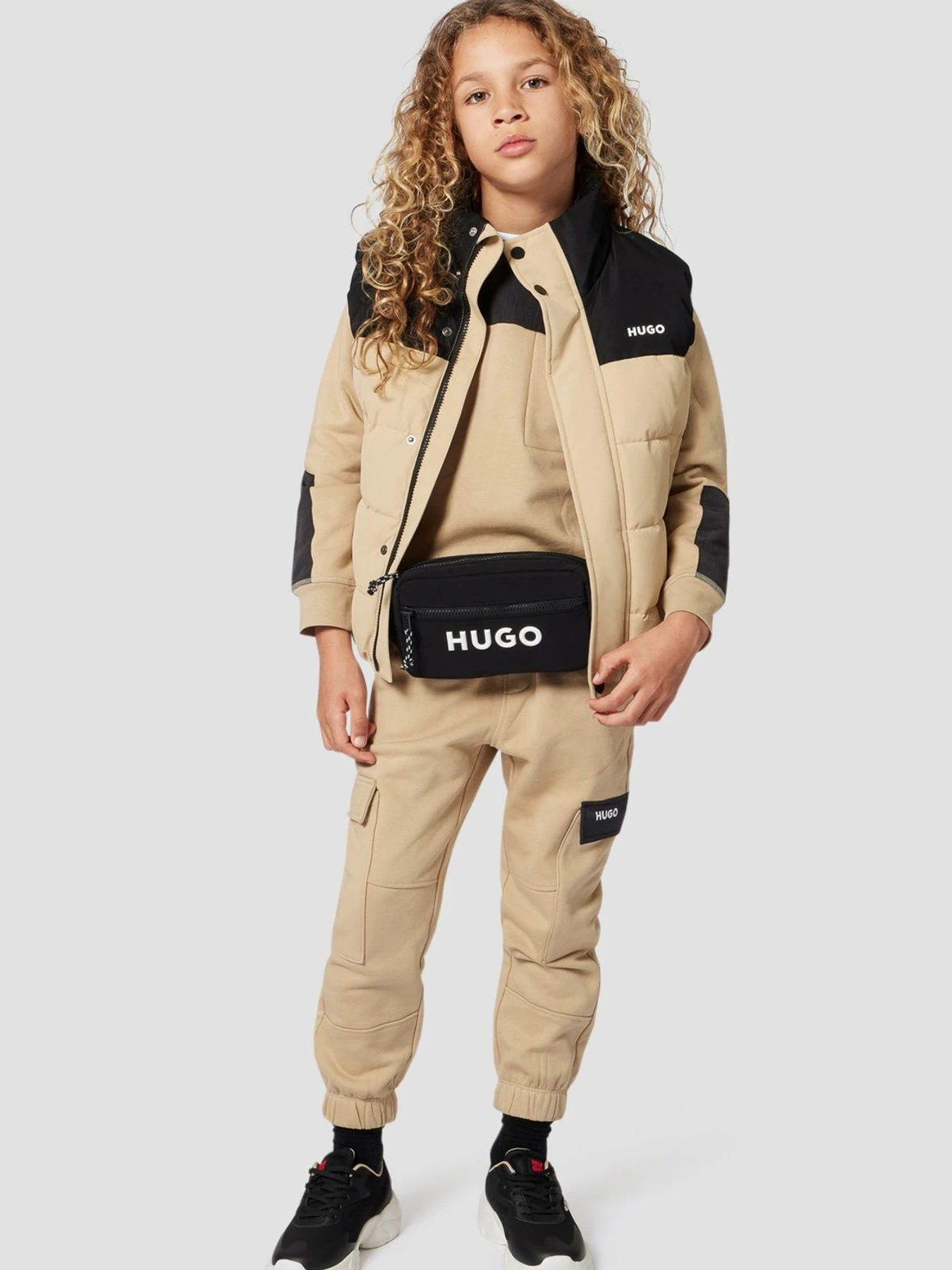 Худі та світшоти HUGO Kids модель G00449;P90 Фото