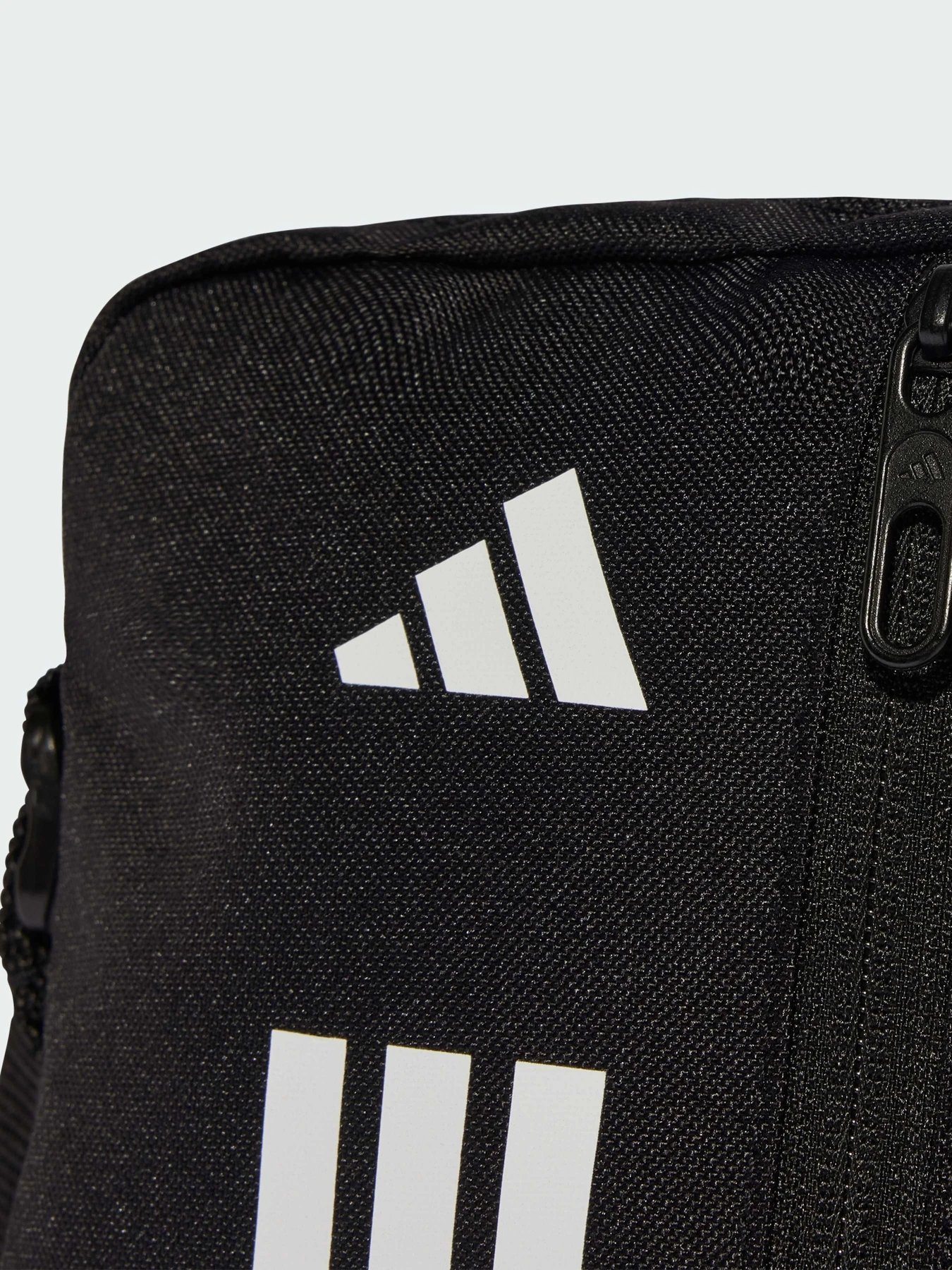 Сумки Adidas модель JZ7085 Сумки Adidas модель JZ7085 Фото