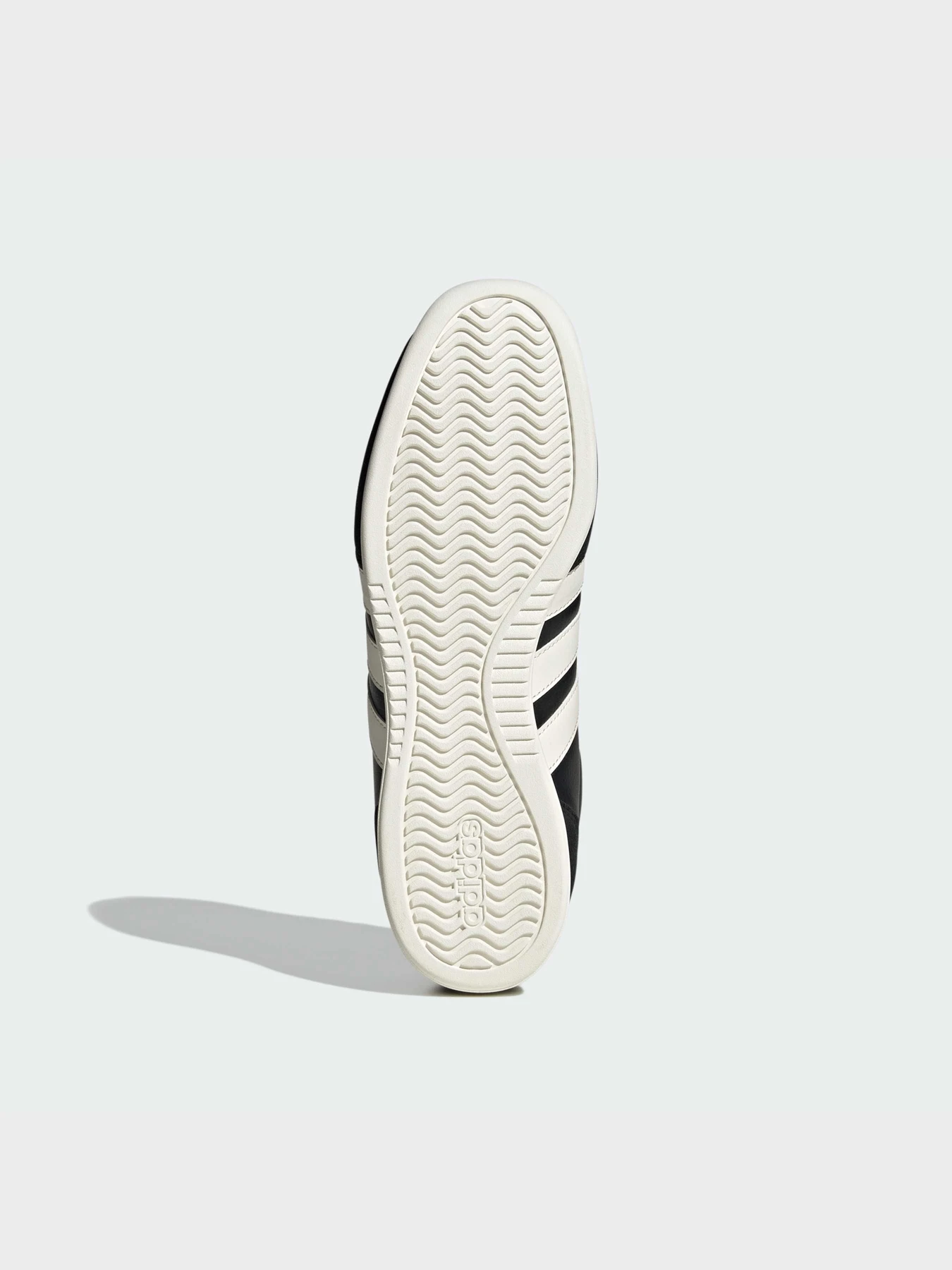 Кроссовки Adidas модель HQ7382 Фото