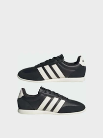 Кроссовки Adidas модель HQ7382 Фото