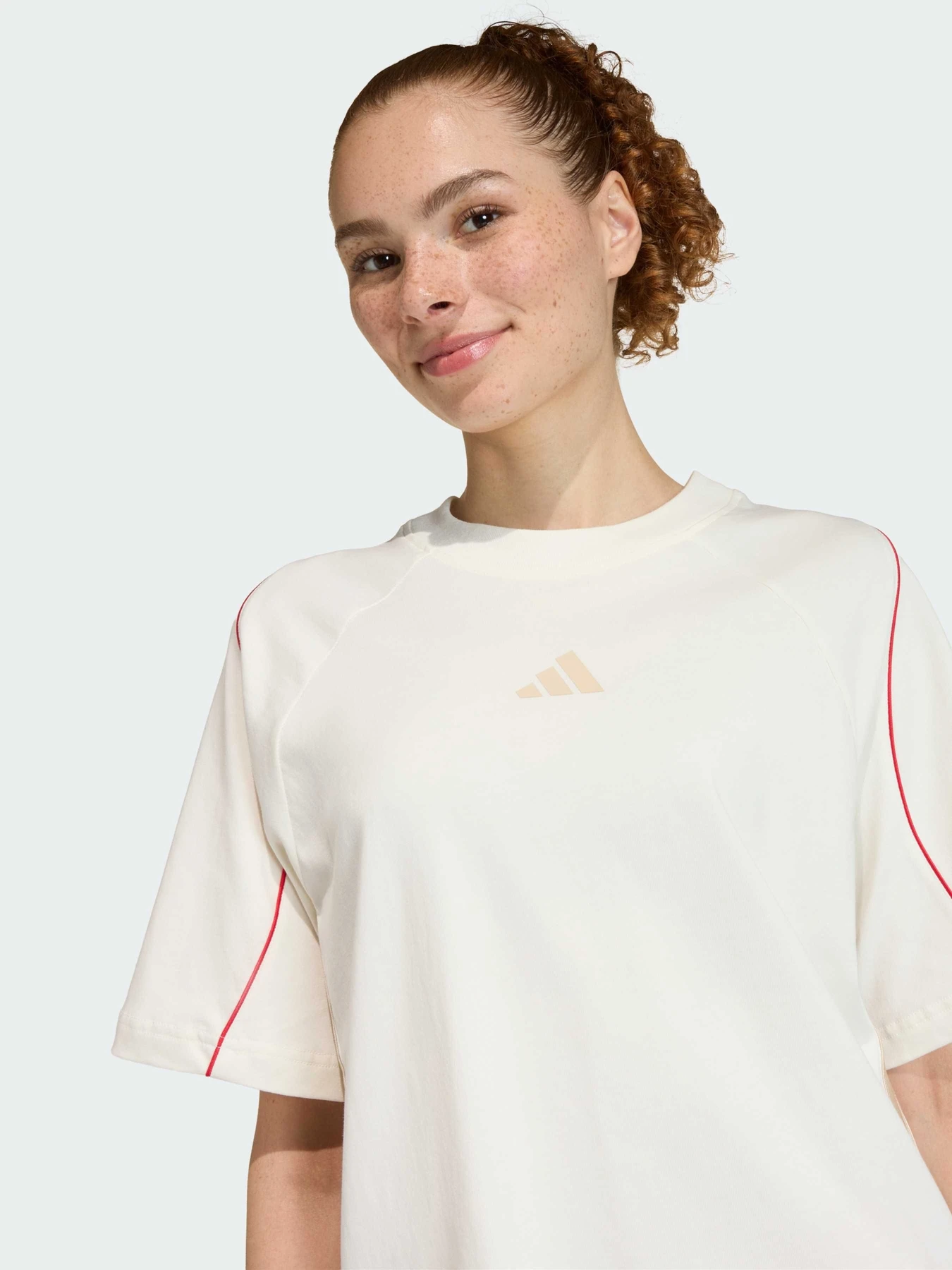Футболки и поло Adidas модель KB4282 Футболки и поло Adidas модель KB4282 Фото