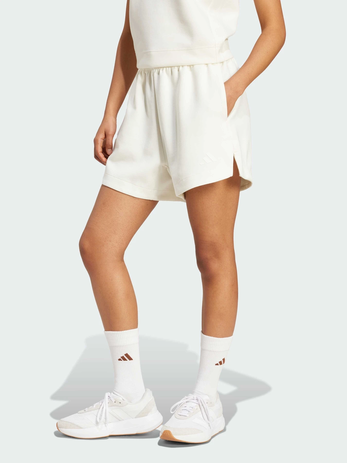 Шорты Adidas модель JV9876 Шорты Adidas модель JV9876 Фото