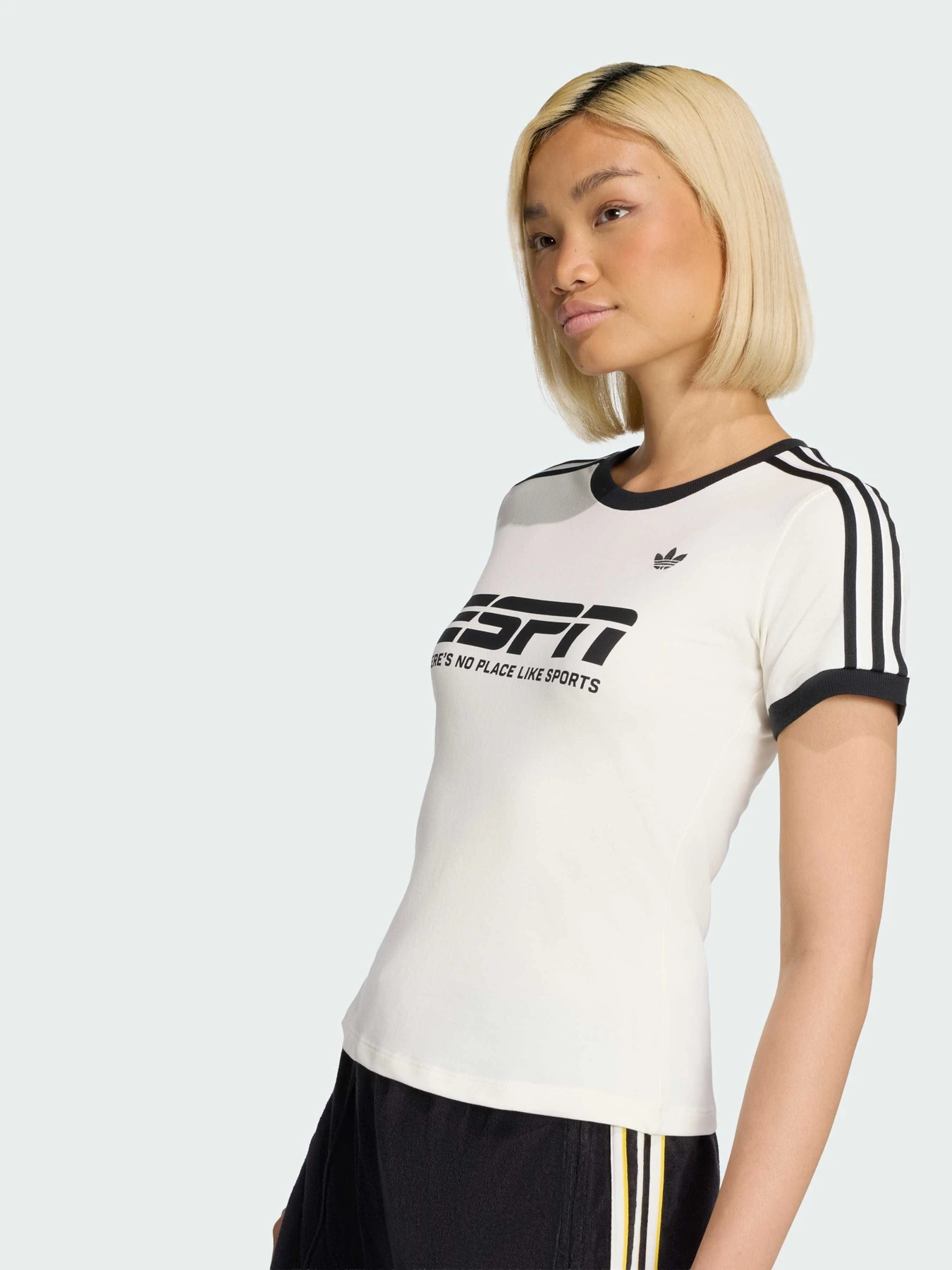 Футболки и поло Adidas модель KD1379 Футболки и поло Adidas модель KD1379 Фото