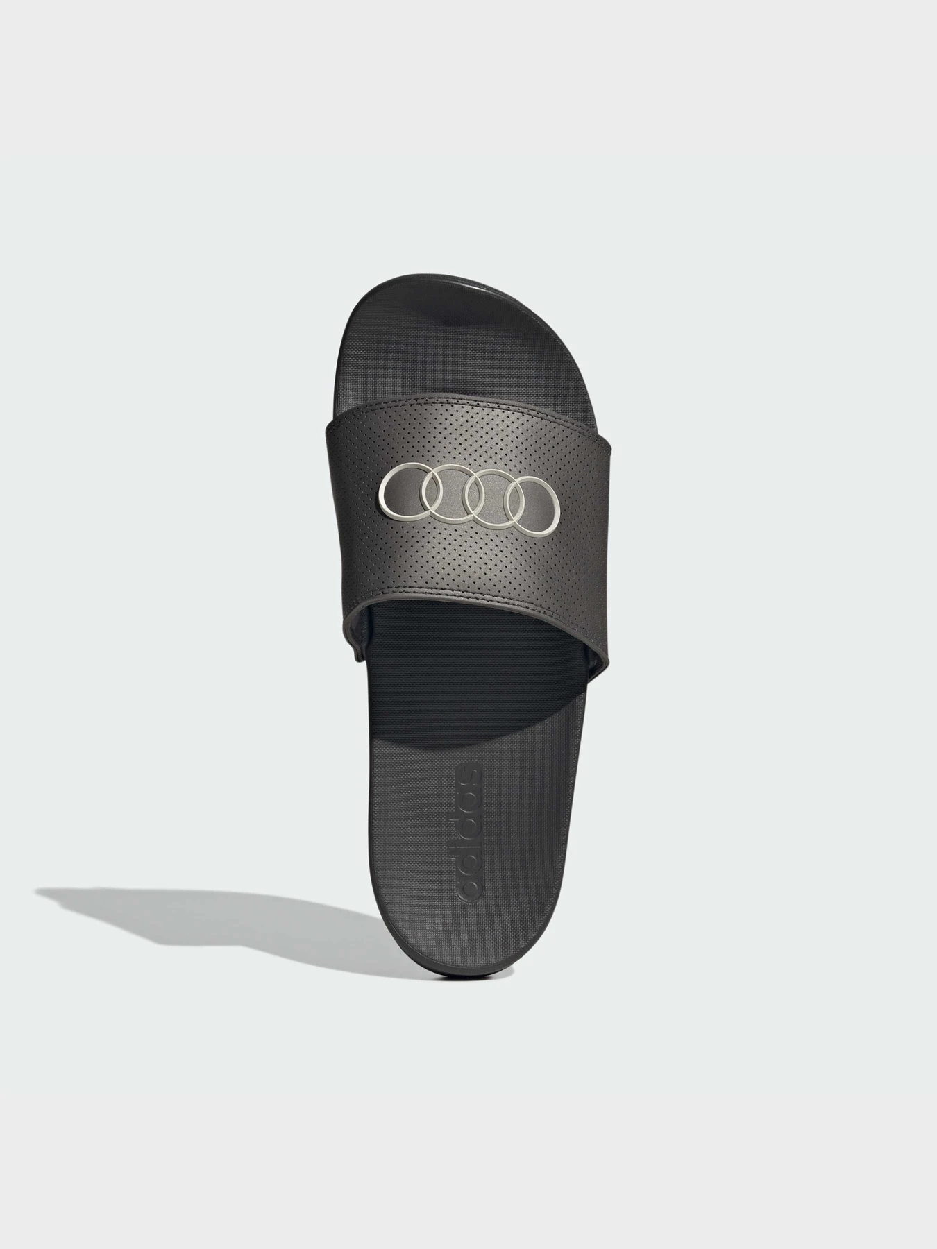 Шлёпанцы Adidas Adilette модель KI6084 Шлёпанцы Adidas Adilette модель KI6084 Фото