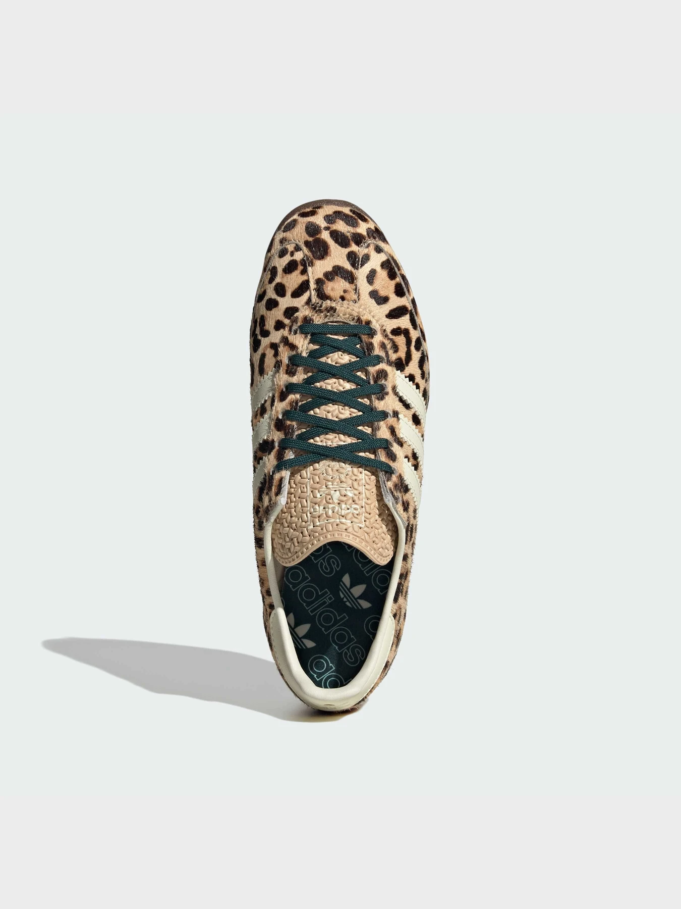 Кросівки Adidas модель KI4205 Кросівки Adidas модель KI4205 Фото