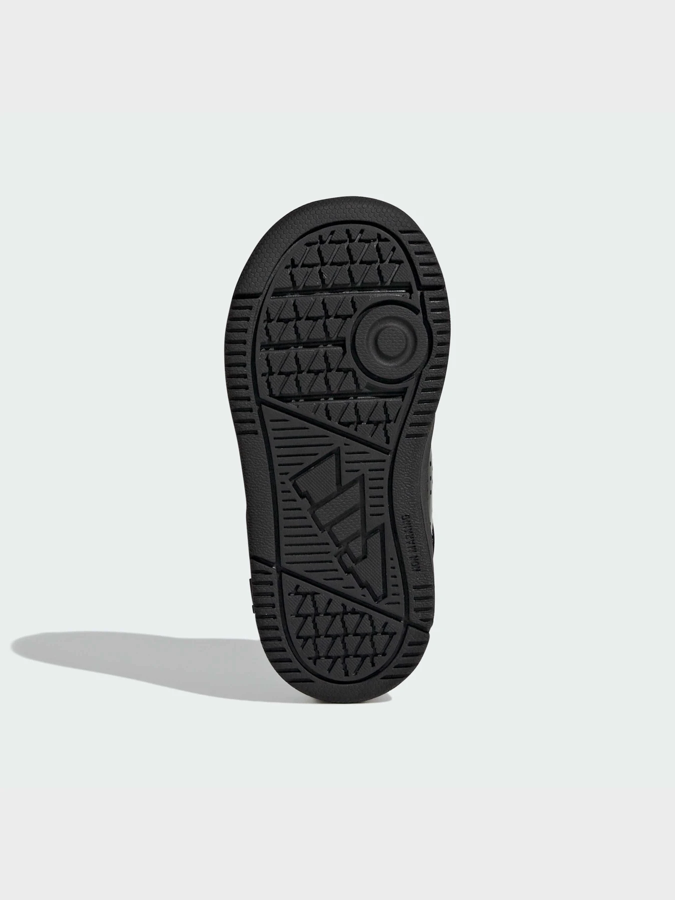 Кроссовки Adidas модель KI5682 Кроссовки Adidas модель KI5682 Фото