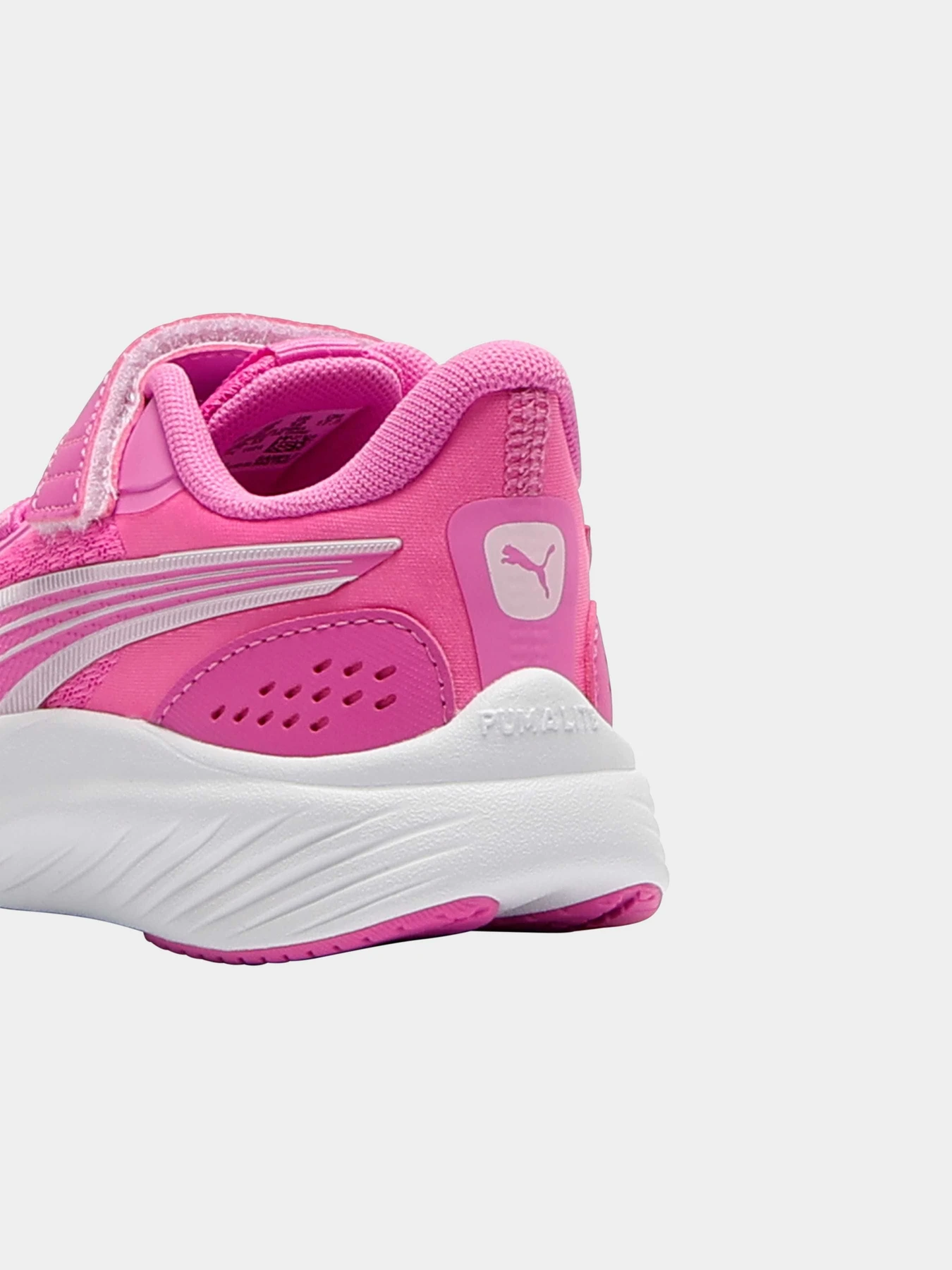 Кросівки PUMA Pounce Lite Ac+ Ps модель 311650 Фото