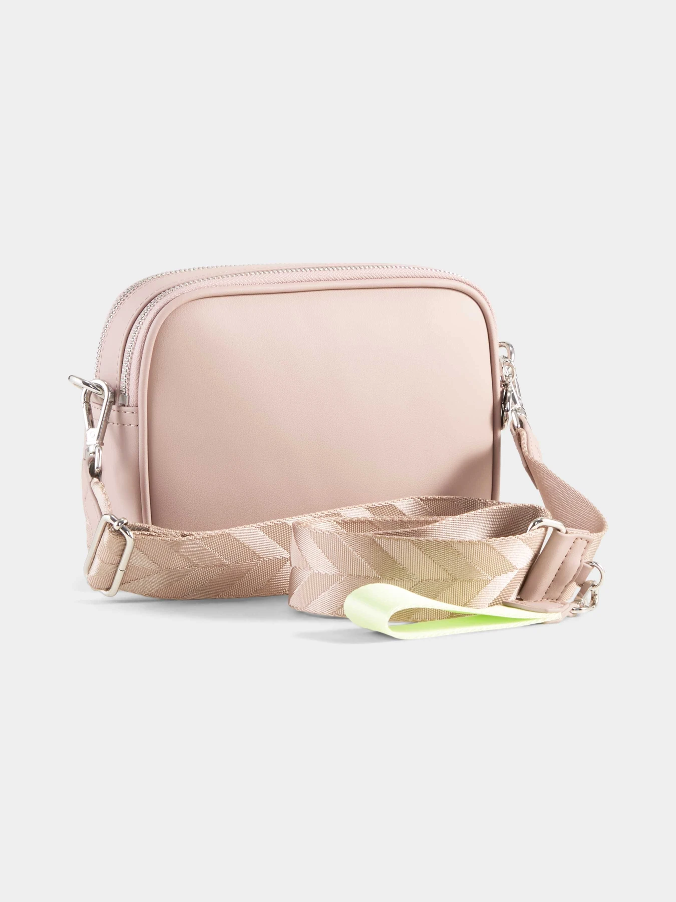 Сумки PUMA Sense Crossbody Bag модель 092218 Сумки PUMA Sense Crossbody Bag модель 092218 Фото