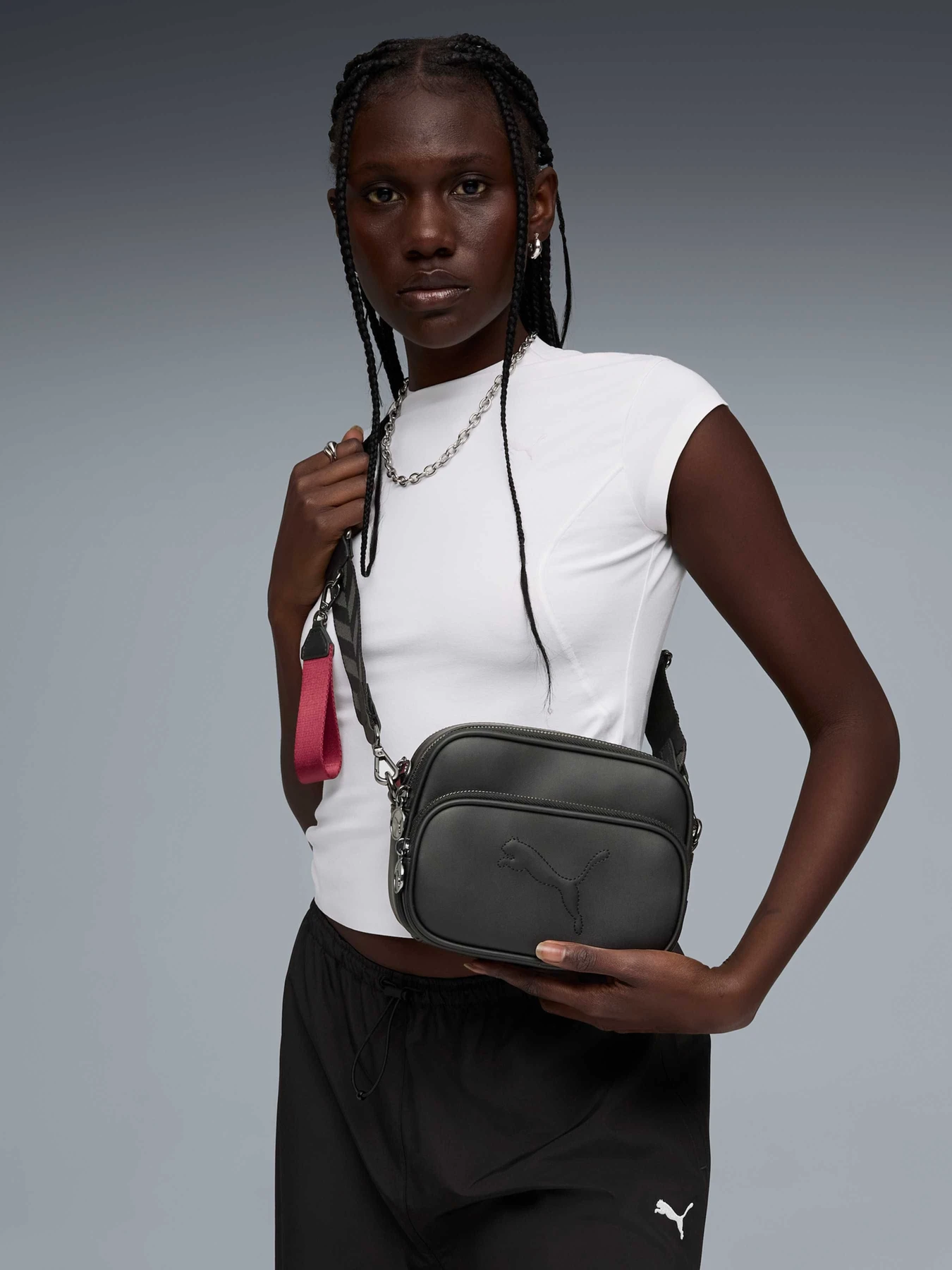 Сумки PUMA Sense Crossbody Bag модель 092218 Сумки PUMA Sense Crossbody Bag модель 092218 Фото