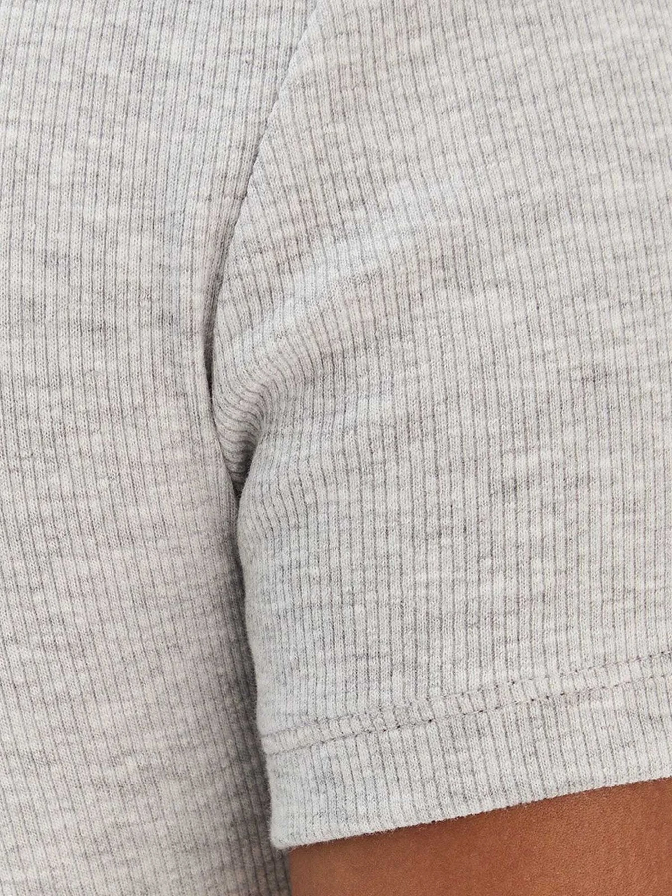 Футболки и поло GUESS модель W6RI22.KA0H1;LMGY Фото