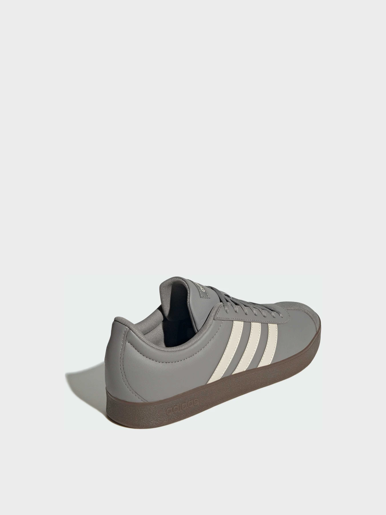 Кеди Adidas модель JI1777 Кеди Adidas модель JI1777 Фото