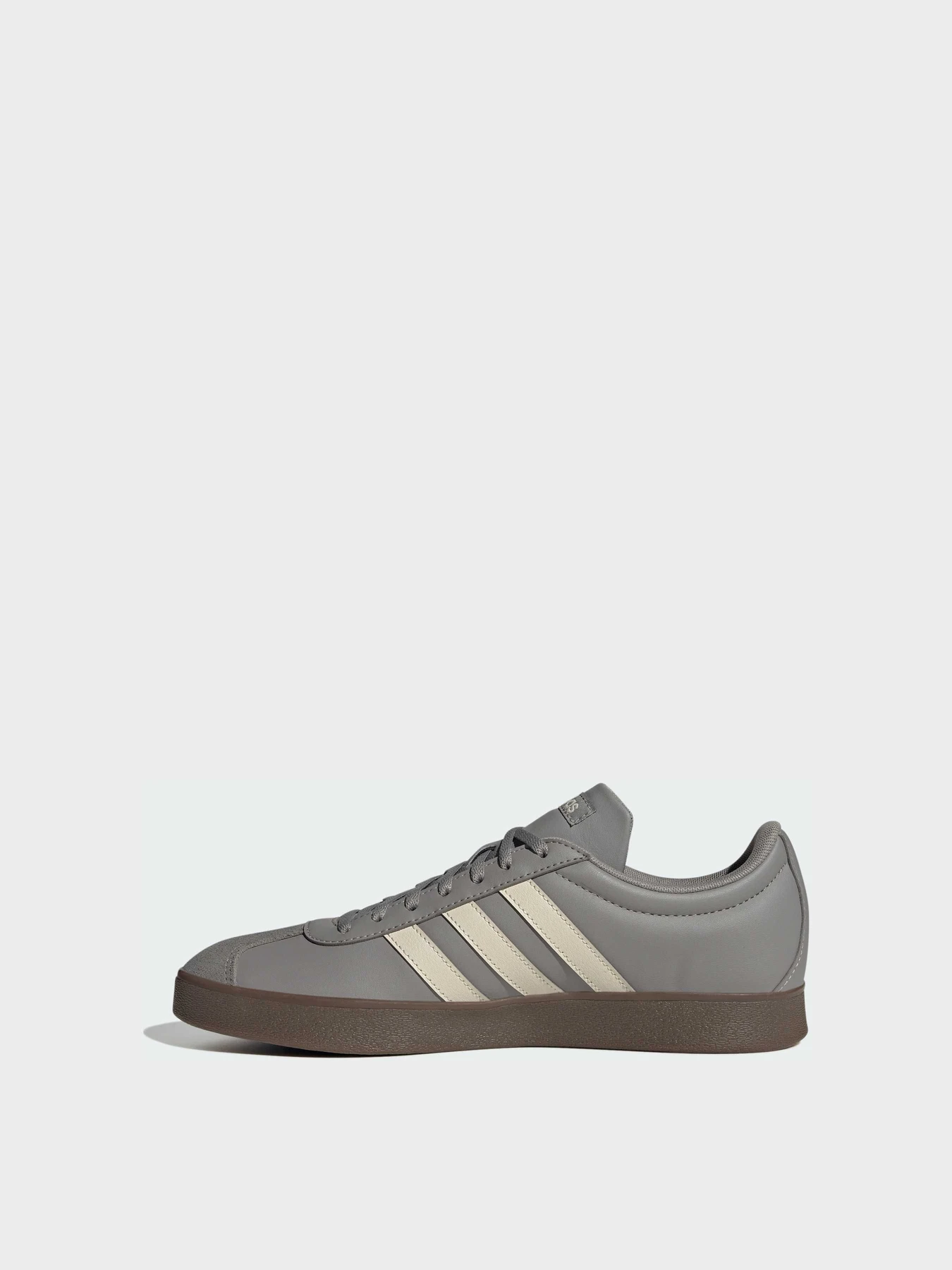 Кеди Adidas модель JI1777 Кеди Adidas модель JI1777 Фото