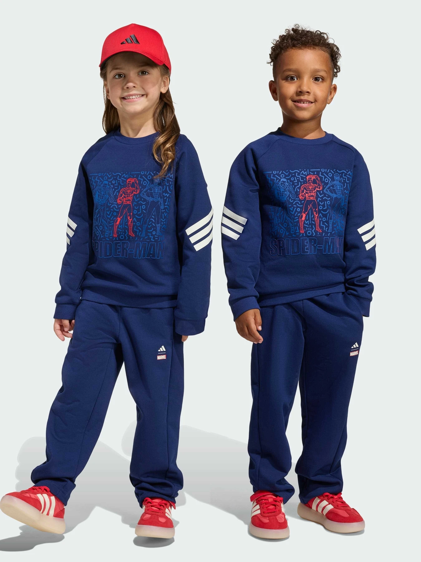 Костюми Adidas Marvel модель JZ3569 Костюми Adidas Marvel модель JZ3569 Фото