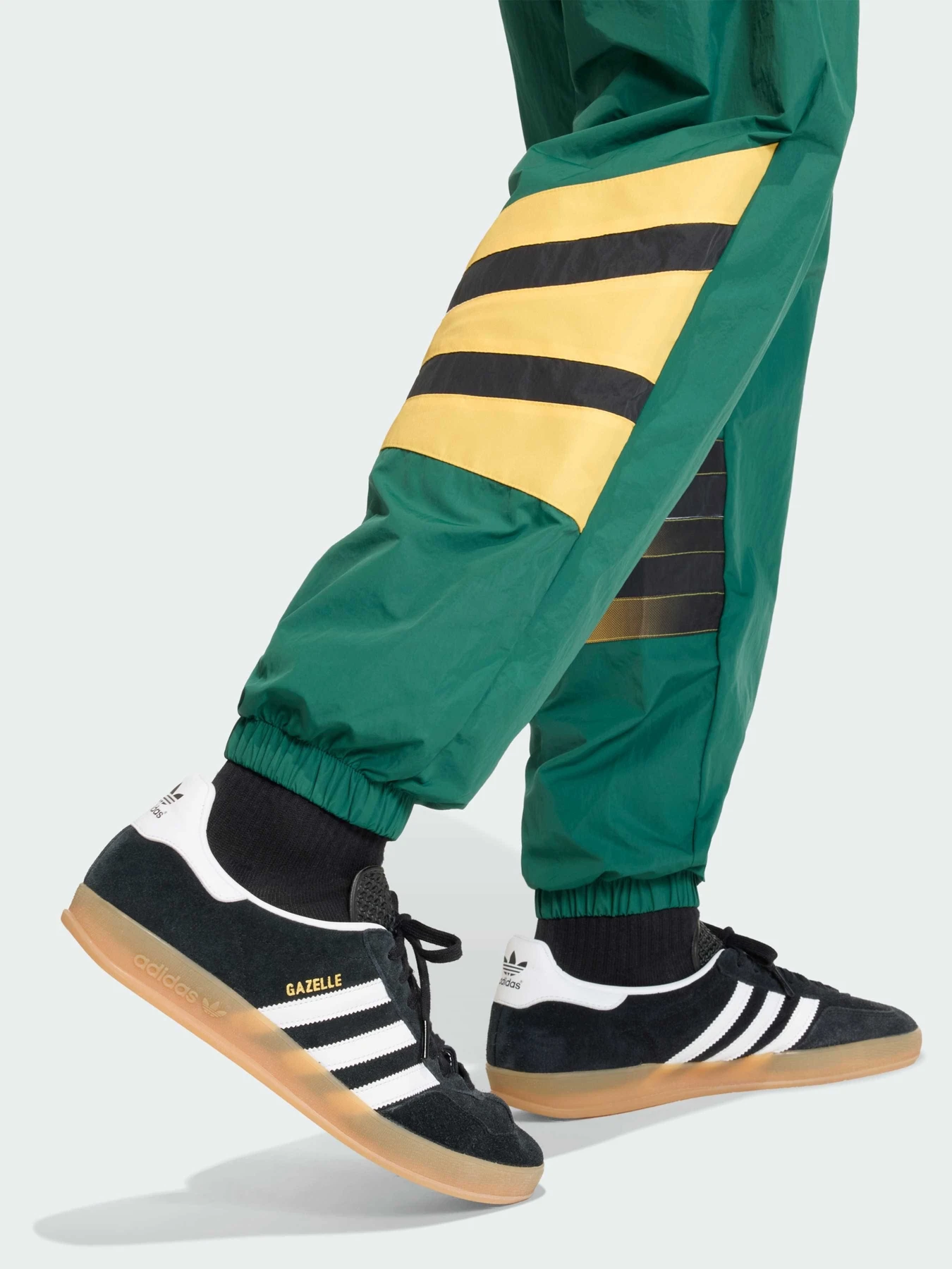 Брюки Adidas модель KE3429 Брюки Adidas модель KE3429 Фото