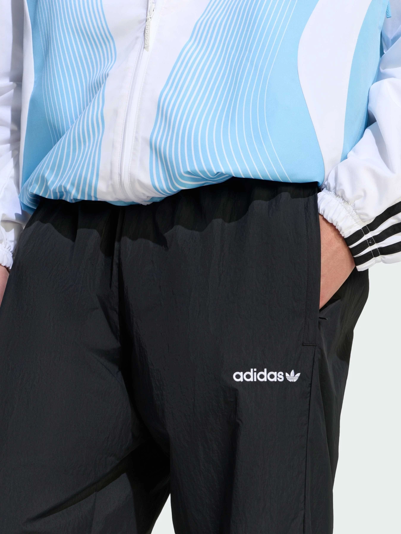 Брюки Adidas модель KE3430 Брюки Adidas модель KE3430 Фото