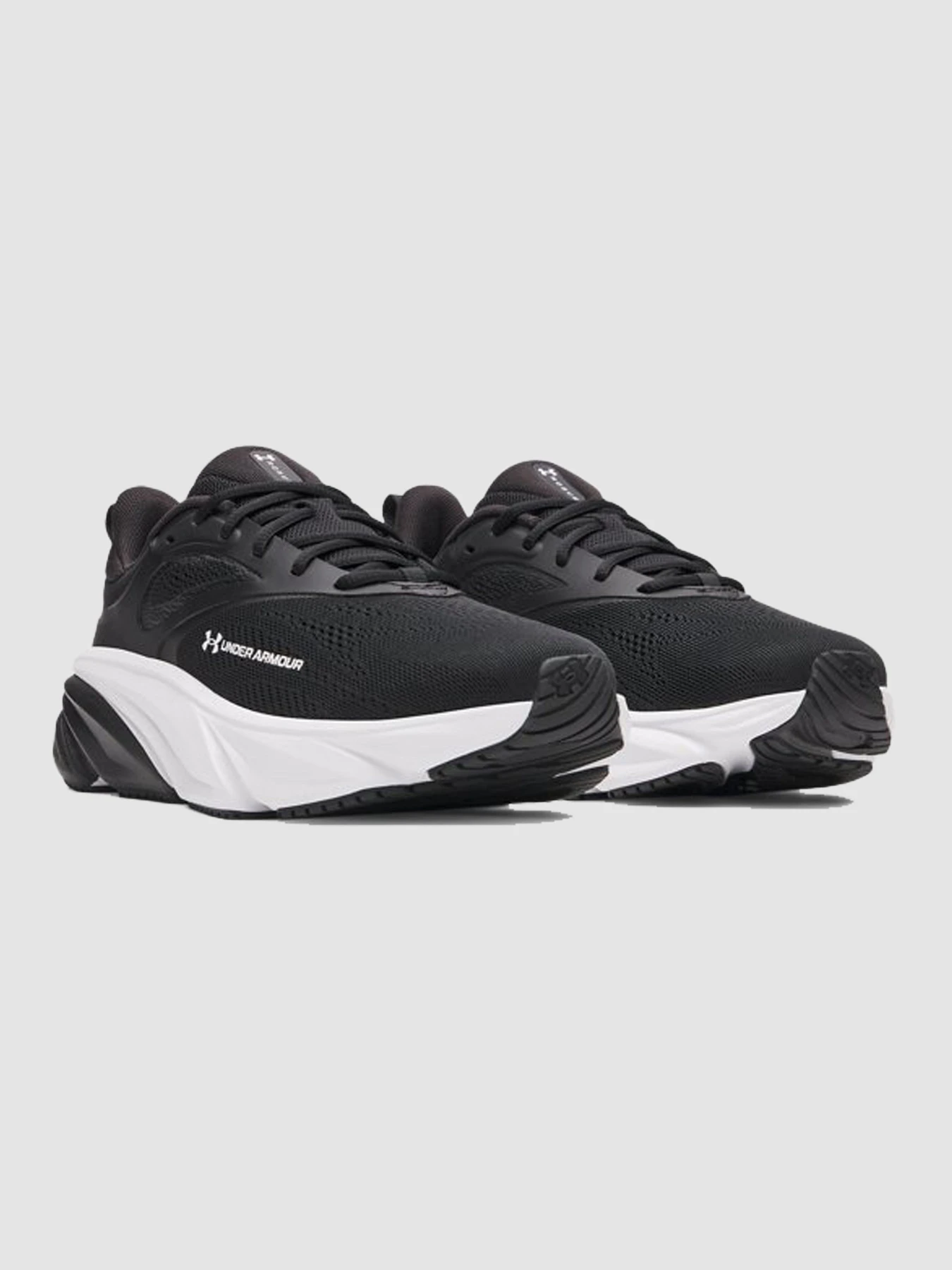 Кроссовки Under Armour Charged+ Rogue 6 модель 6006719-001 Кроссовки Under Armour Charged+ Rogue 6 модель 6006719-001 Фото