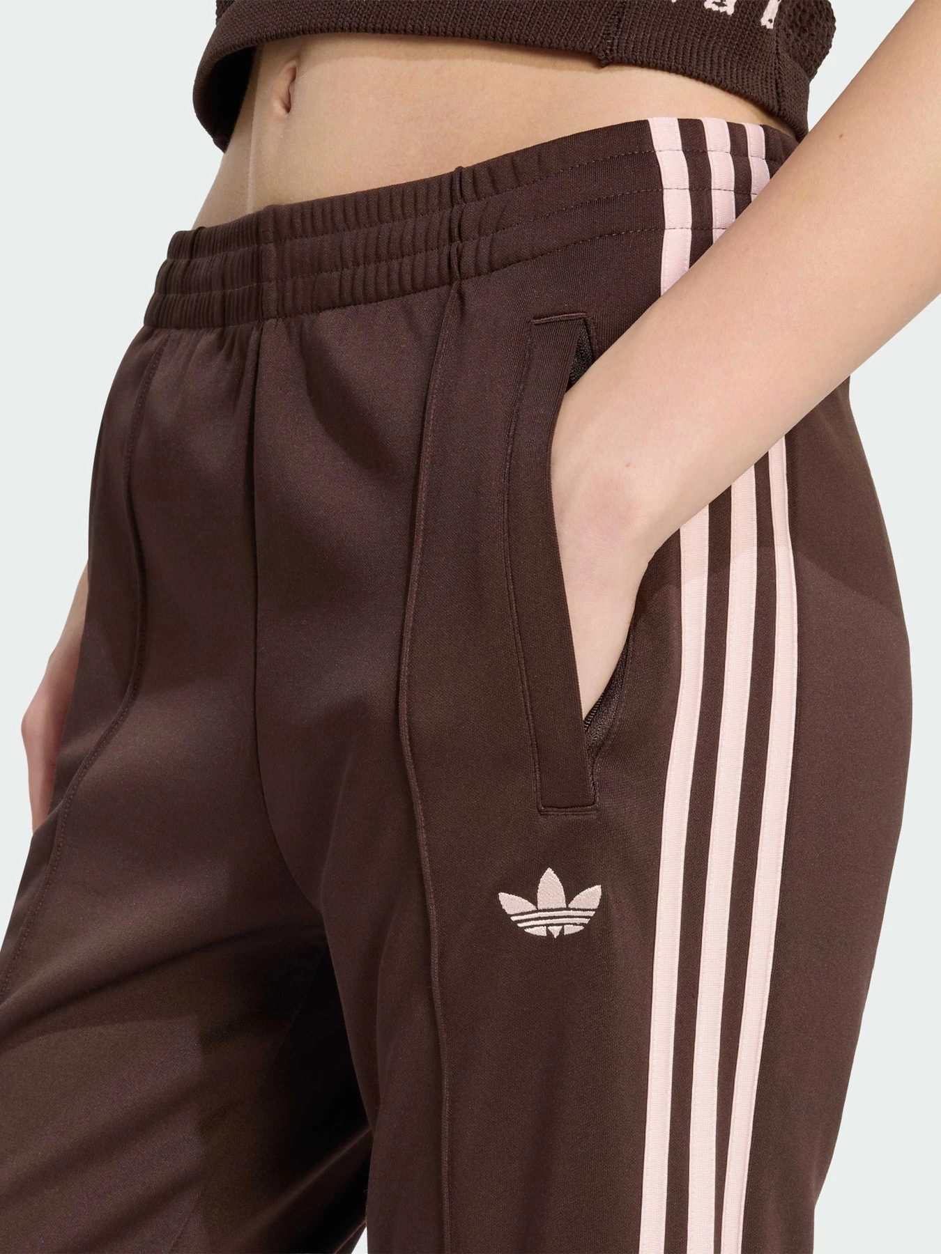Штани Adidas Adicolor модель KD3790 Штани Adidas Adicolor модель KD3790 Фото