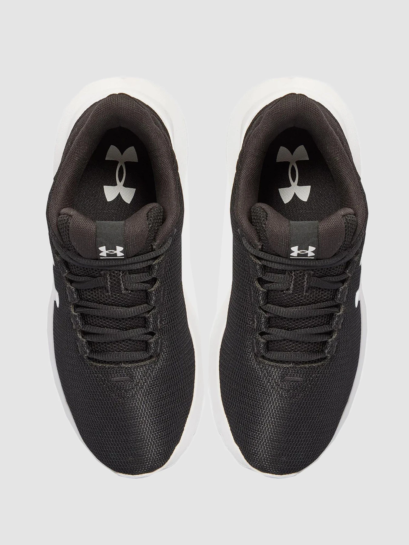 Кросівки Under Armour W Phade Rn модель 3028259-001 Фото