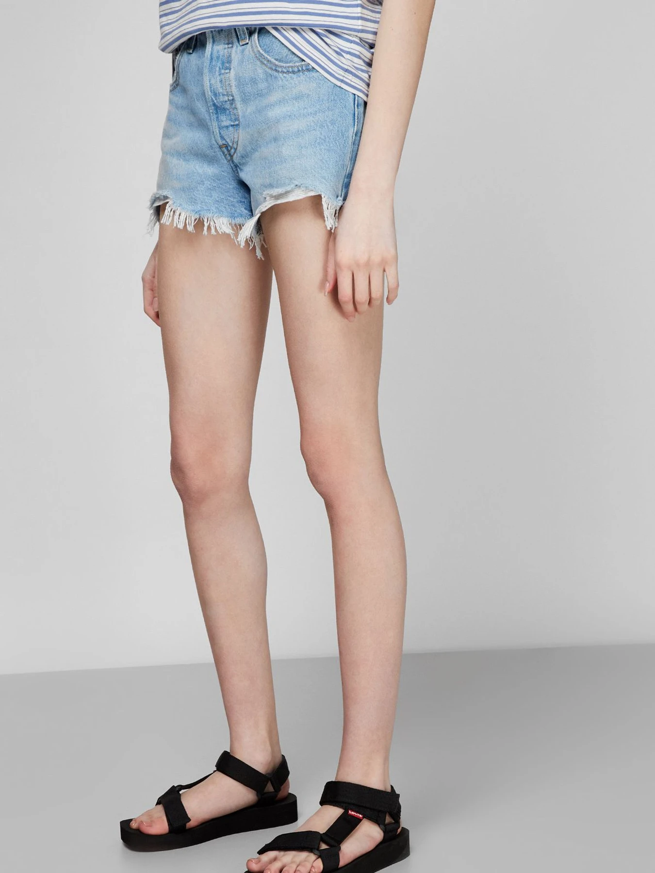 Шорты Levi's модель 56327;0086 Шорты Levi's модель 56327;0086 Фото