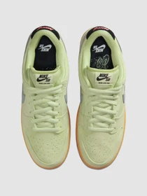 Кросівки NIKE Sb Dunk Low модель HQ1626-300 Фото
