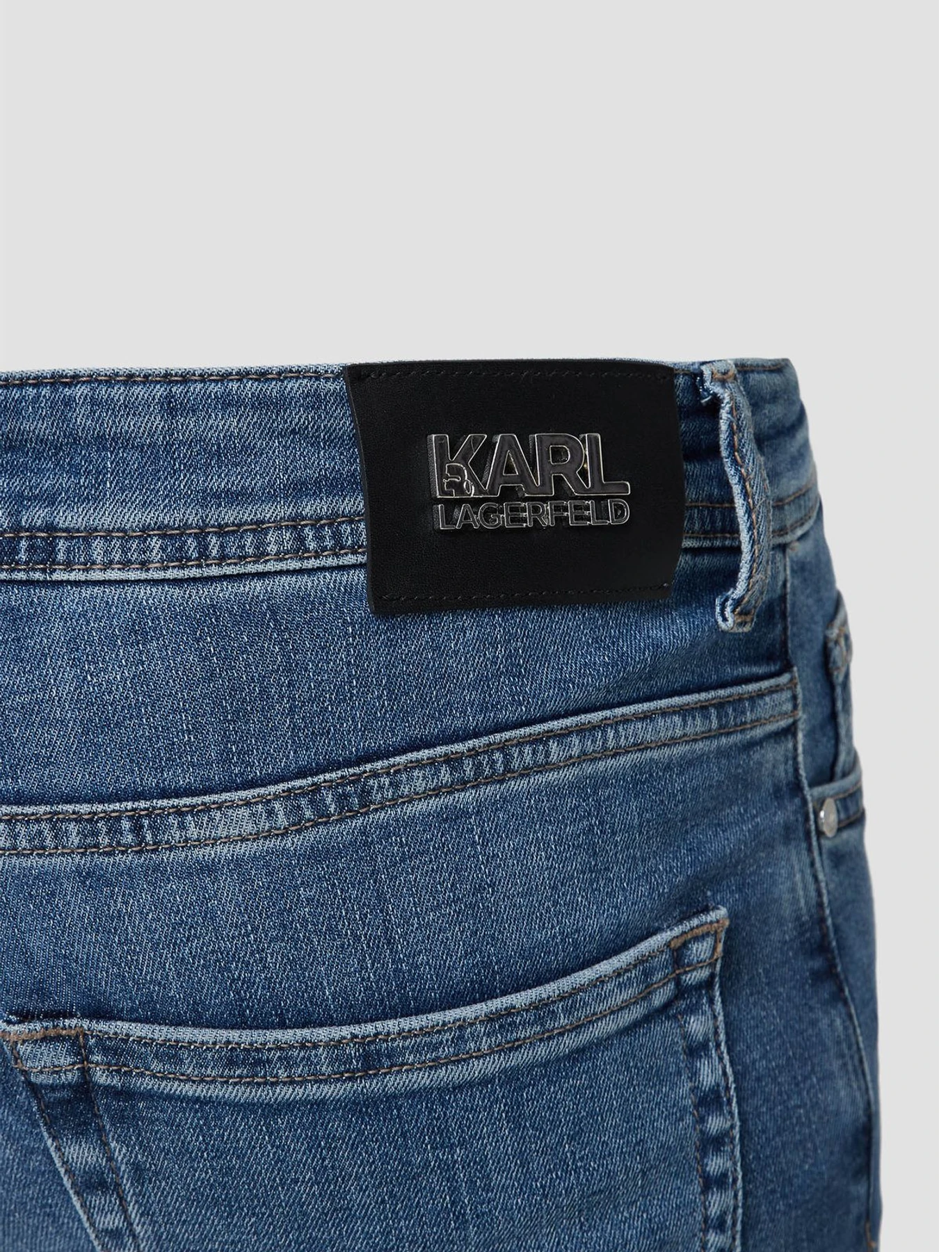 Джинсы Karl Lagerfeld модель 500830.265840;660 Джинсы Karl Lagerfeld модель 500830.265840;660 Фото