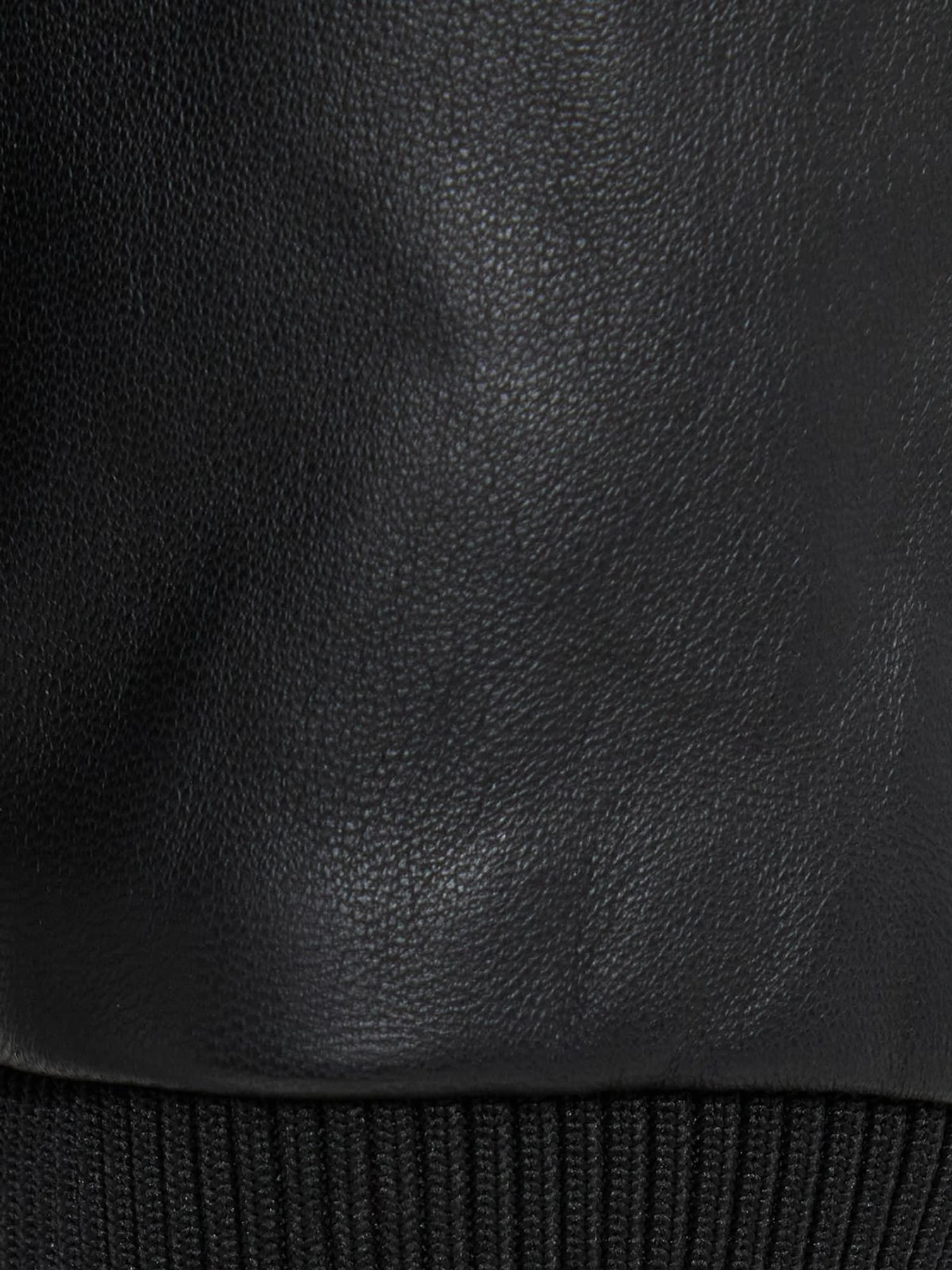 Куртки та дублянки Karl Lagerfeld модель 561422.555023;990 Фото