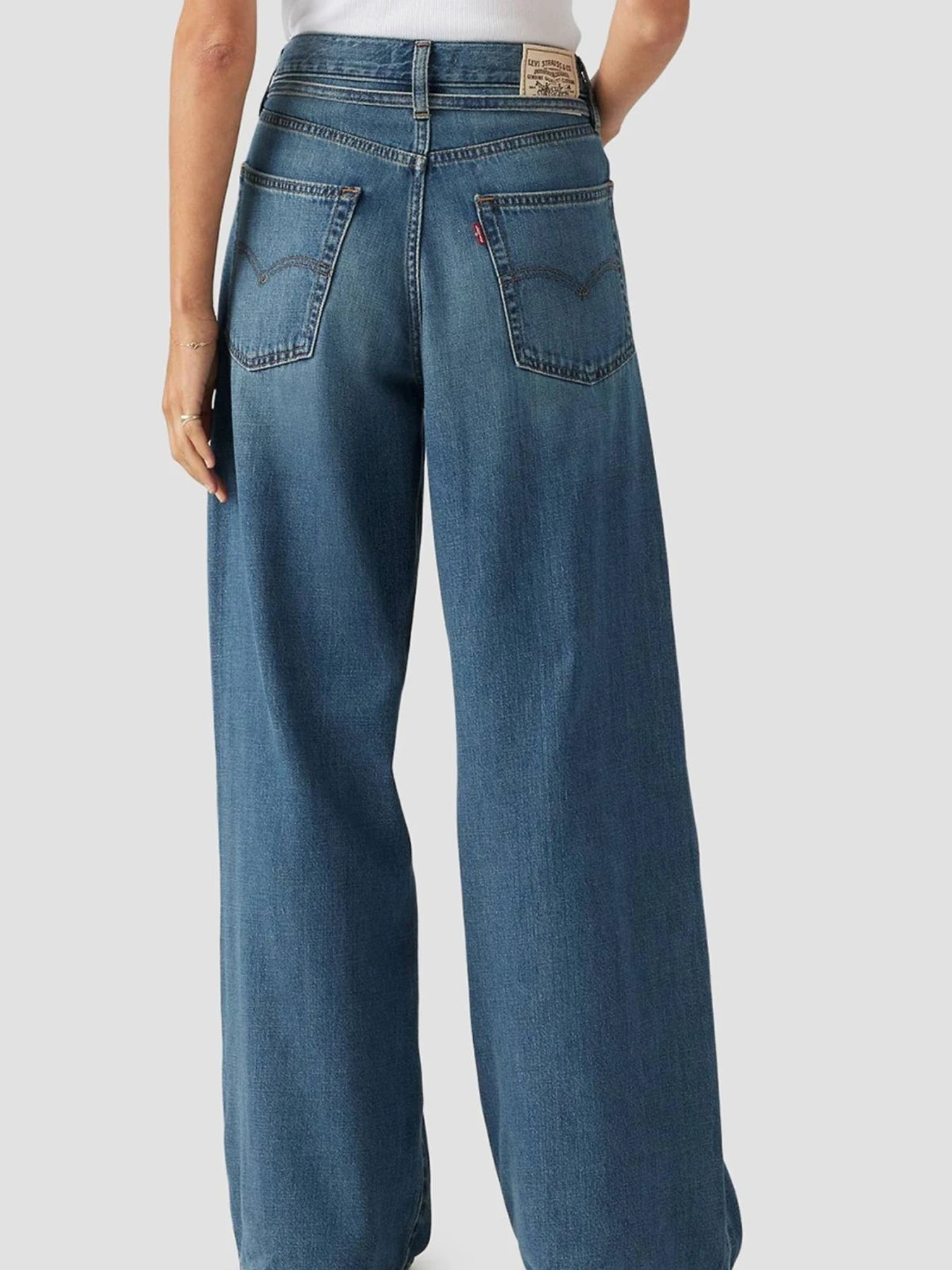 Джинсы Levi's модель A8701;0009 Джинсы Levi's модель A8701;0009 Фото