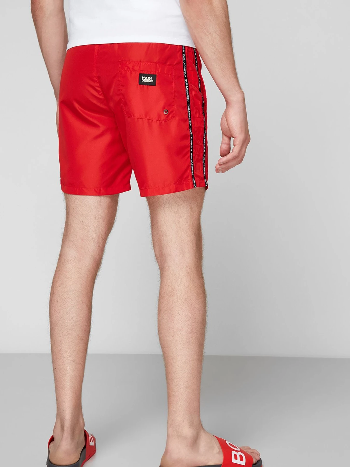 Одежда для пляжа Karl Lagerfeld модель KL21MBM03;RED Одежда для пляжа Karl Lagerfeld модель KL21MBM03;RED Фото