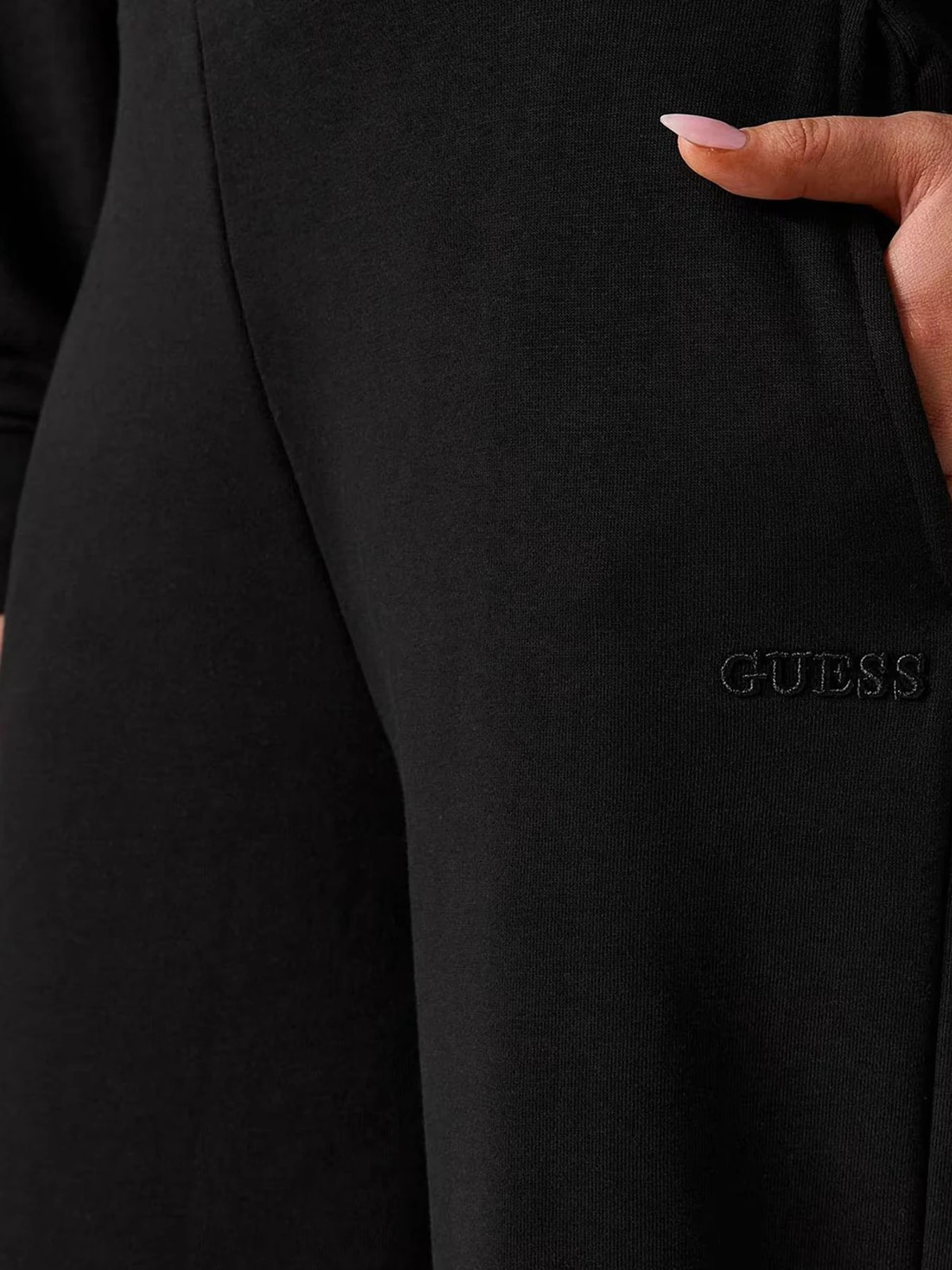 Брюки GUESS модель V6RB03.KD761;JBLK Фото