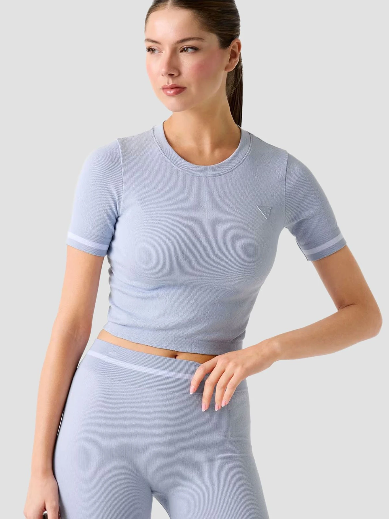 Футболки и поло GUESS модель V6RP02.Z4692;FBEF Футболки и поло GUESS модель V6RP02.Z4692;FBEF Фото