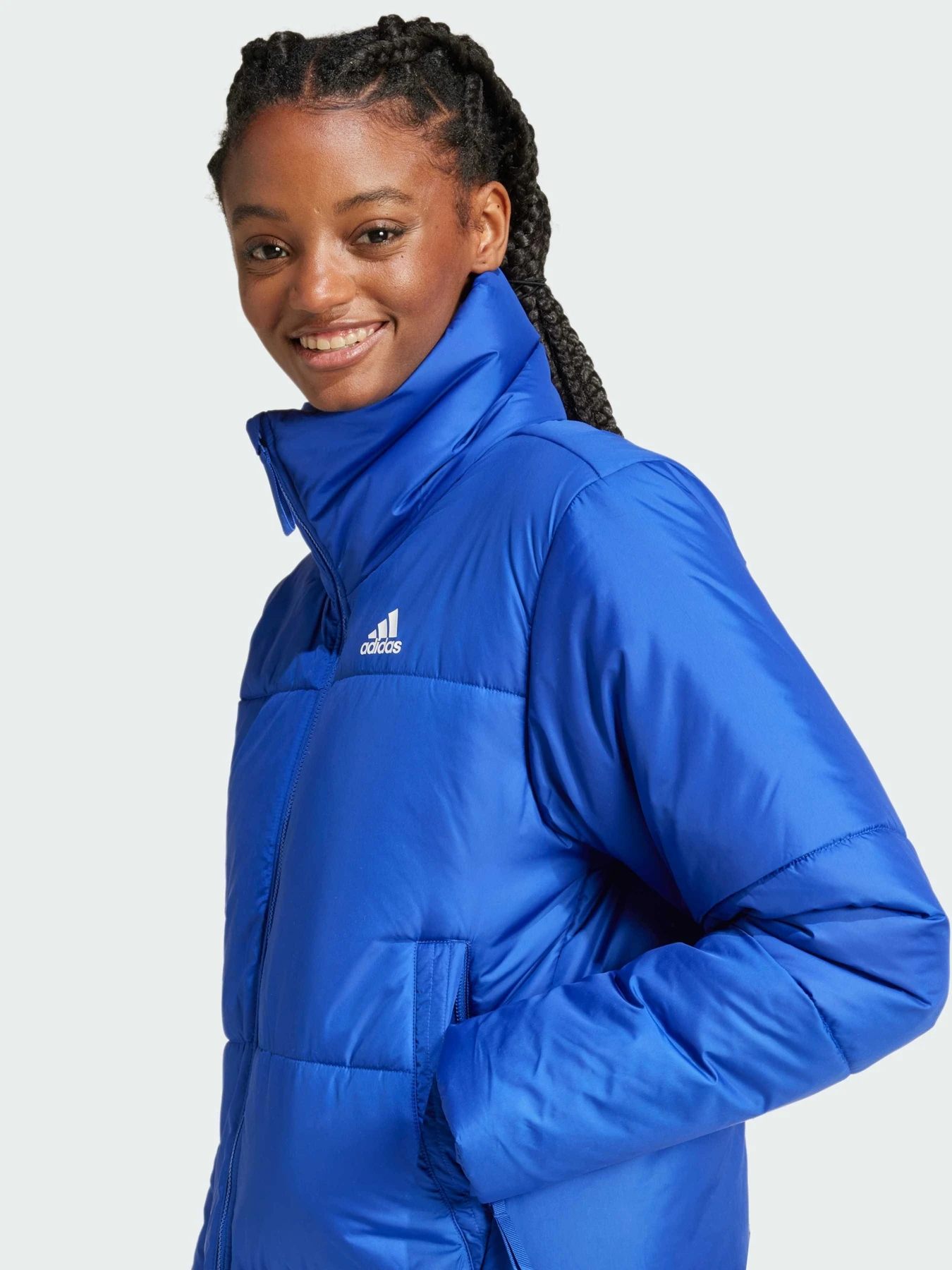 Куртки и дубленки Adidas модель IX8875 Куртки и дубленки Adidas модель IX8875 Фото