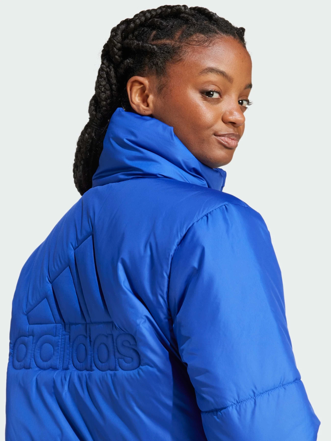 Куртки и дубленки Adidas модель IX8875 Куртки и дубленки Adidas модель IX8875 Фото
