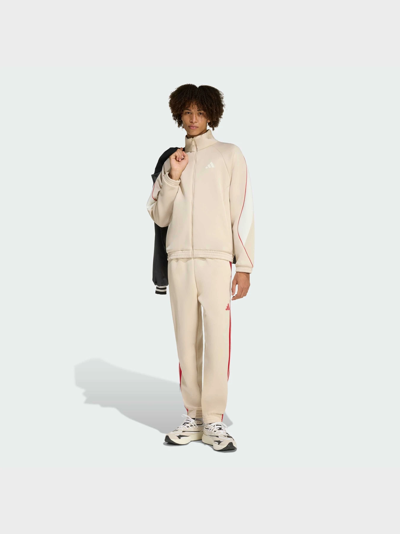 Худи и свитшоты Adidas модель KC0420 Фото