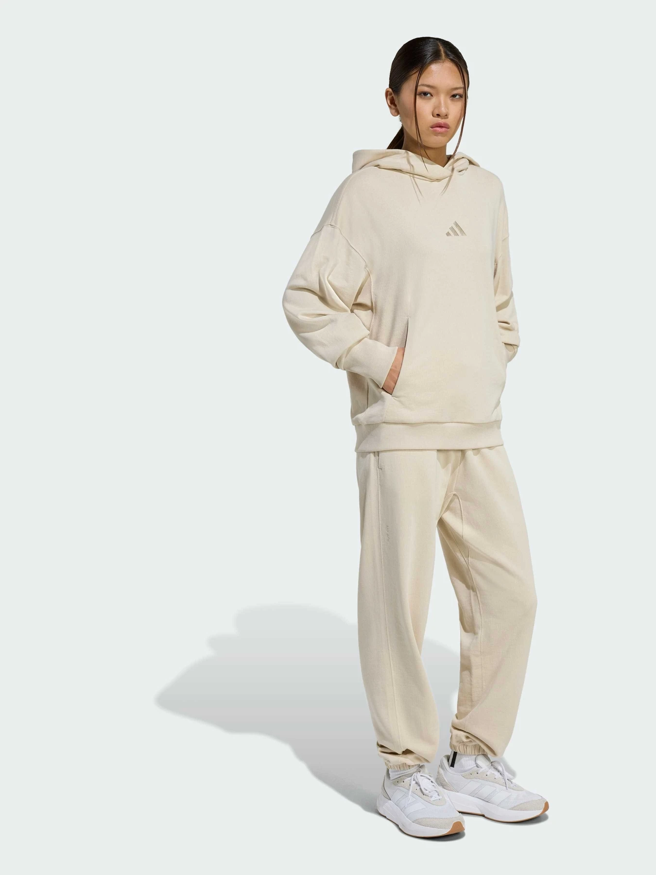 Худі та світшоти Adidas модель JY7784 Худі та світшоти Adidas модель JY7784 Фото