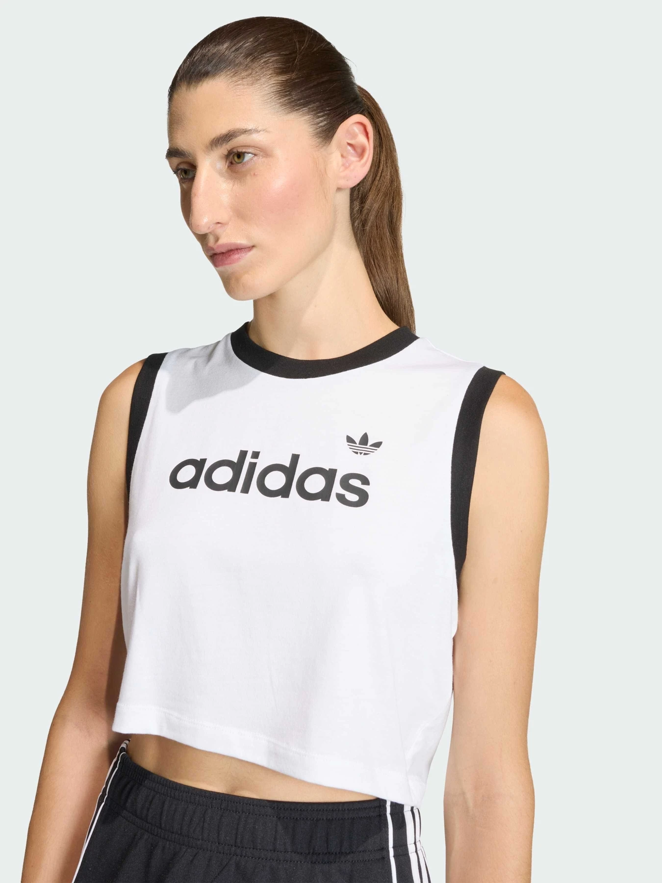 Футболки и поло Adidas Adicolor модель KC9008 Футболки и поло Adidas Adicolor модель KC9008 Фото