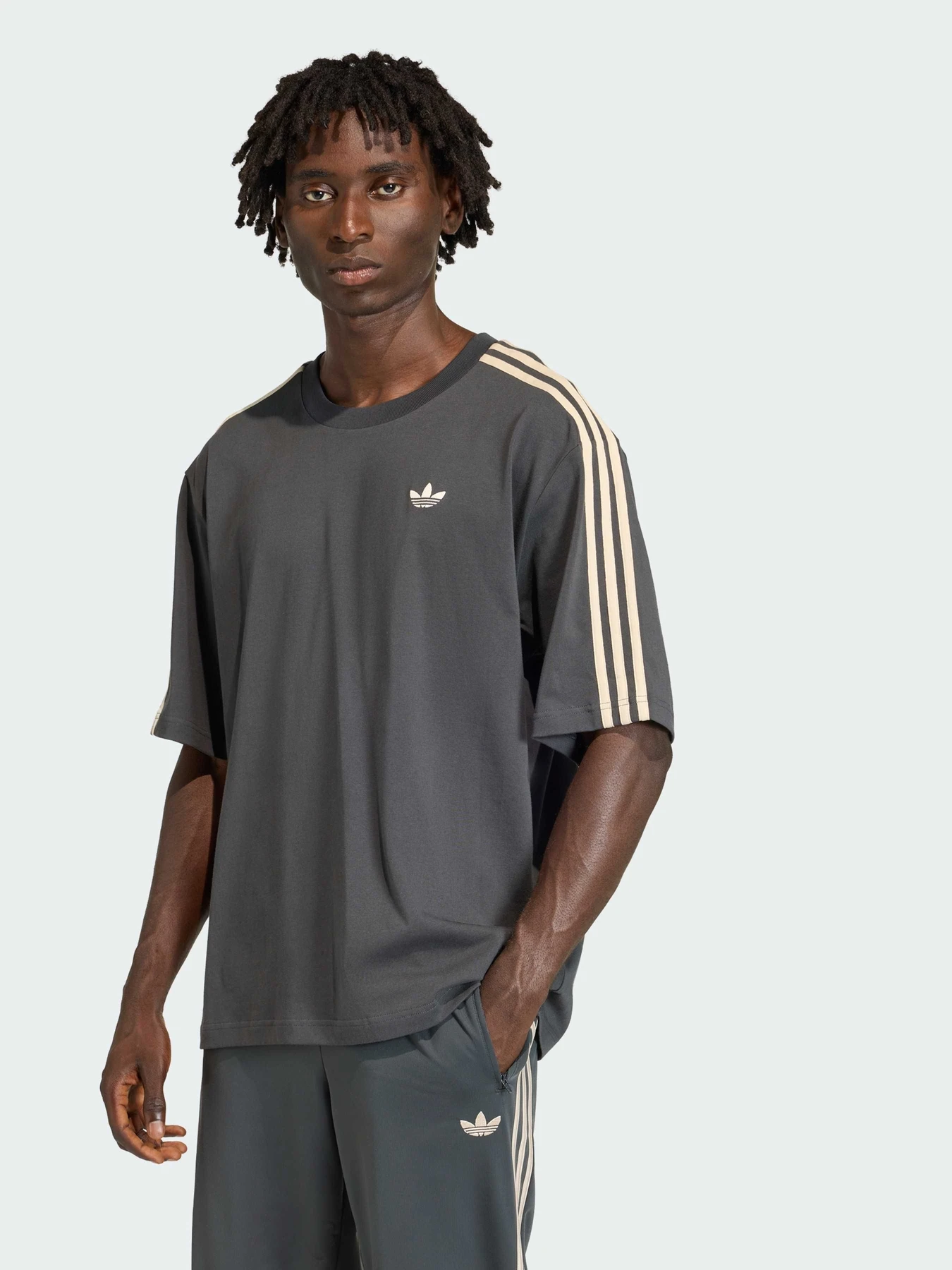 Футболки и поло Adidas Adicolor модель KE1587 Футболки и поло Adidas Adicolor модель KE1587 Фото