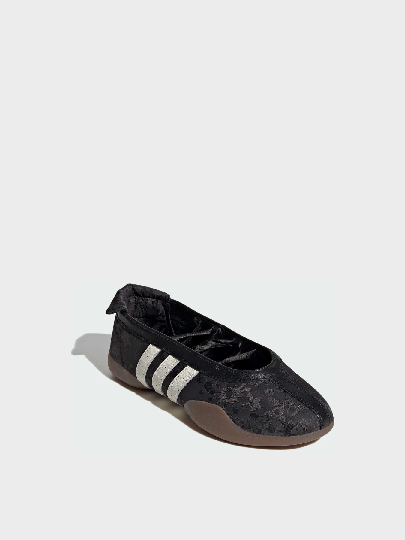 Туфли и лоферы Adidas модель IH6916 Туфли и лоферы Adidas модель IH6916 Фото