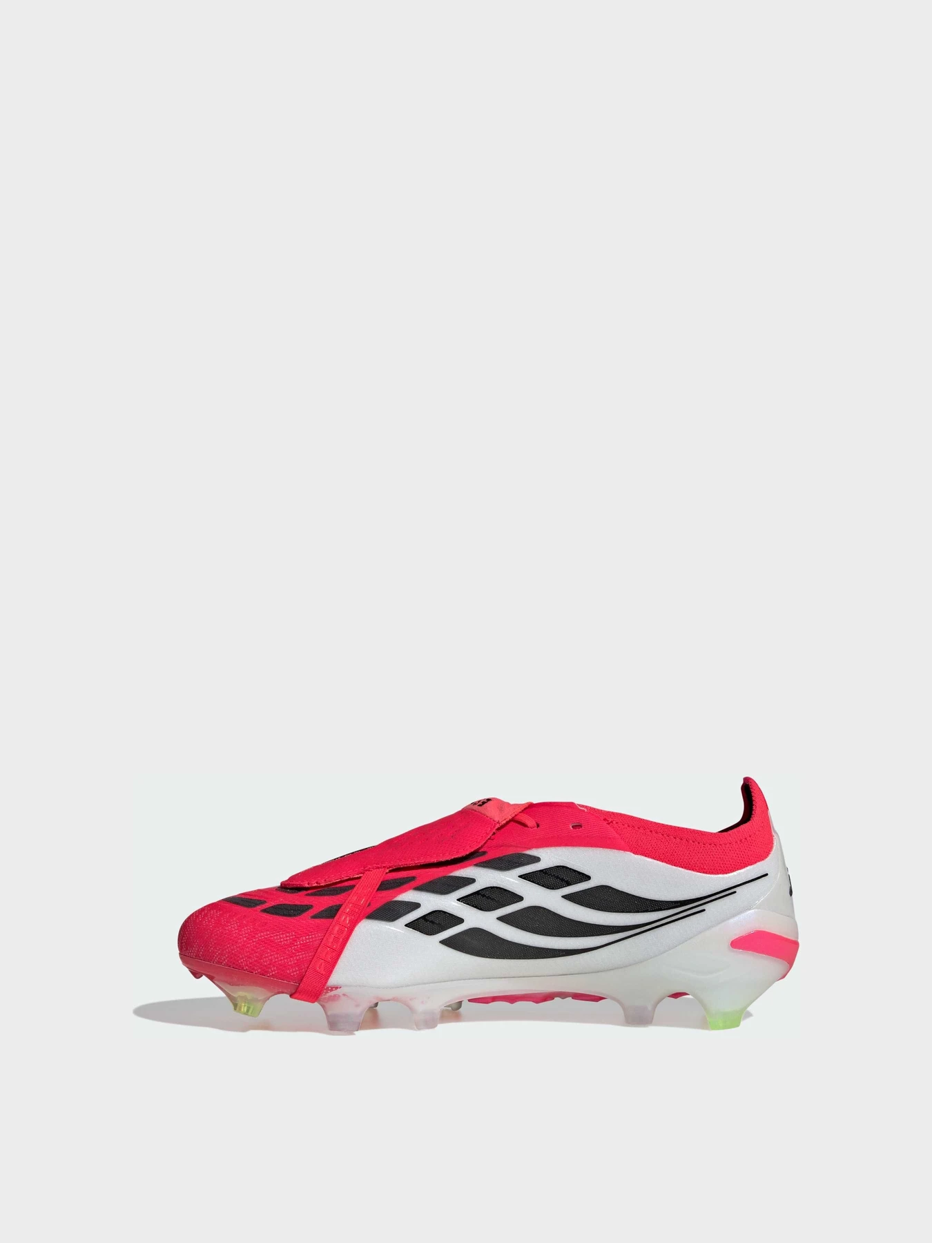 Кроссовки Adidas Predator модель JS0380 Кроссовки Adidas Predator модель JS0380 Фото