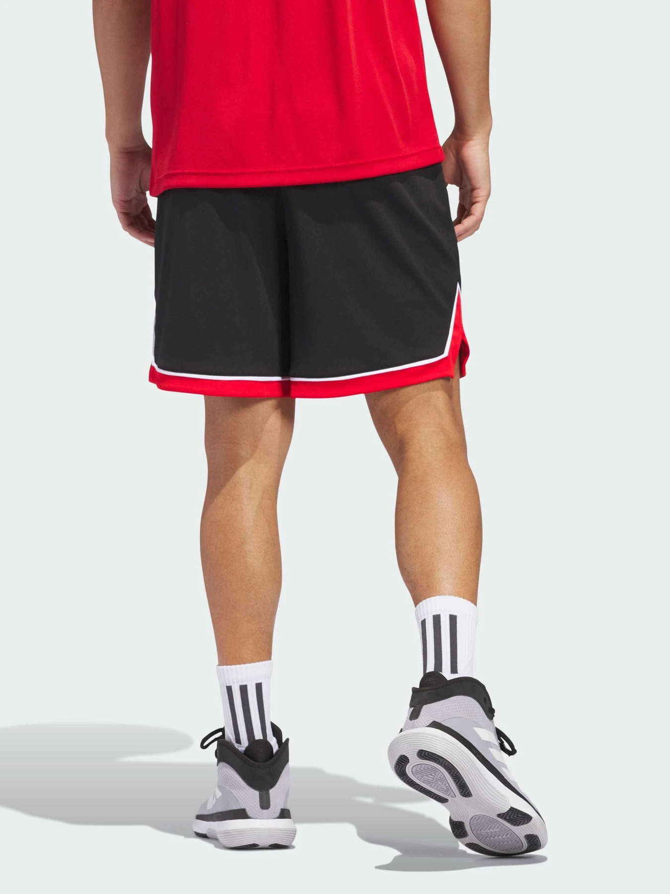 Шорты Adidas модель IM7897 Шорты Adidas модель IM7897 Фото