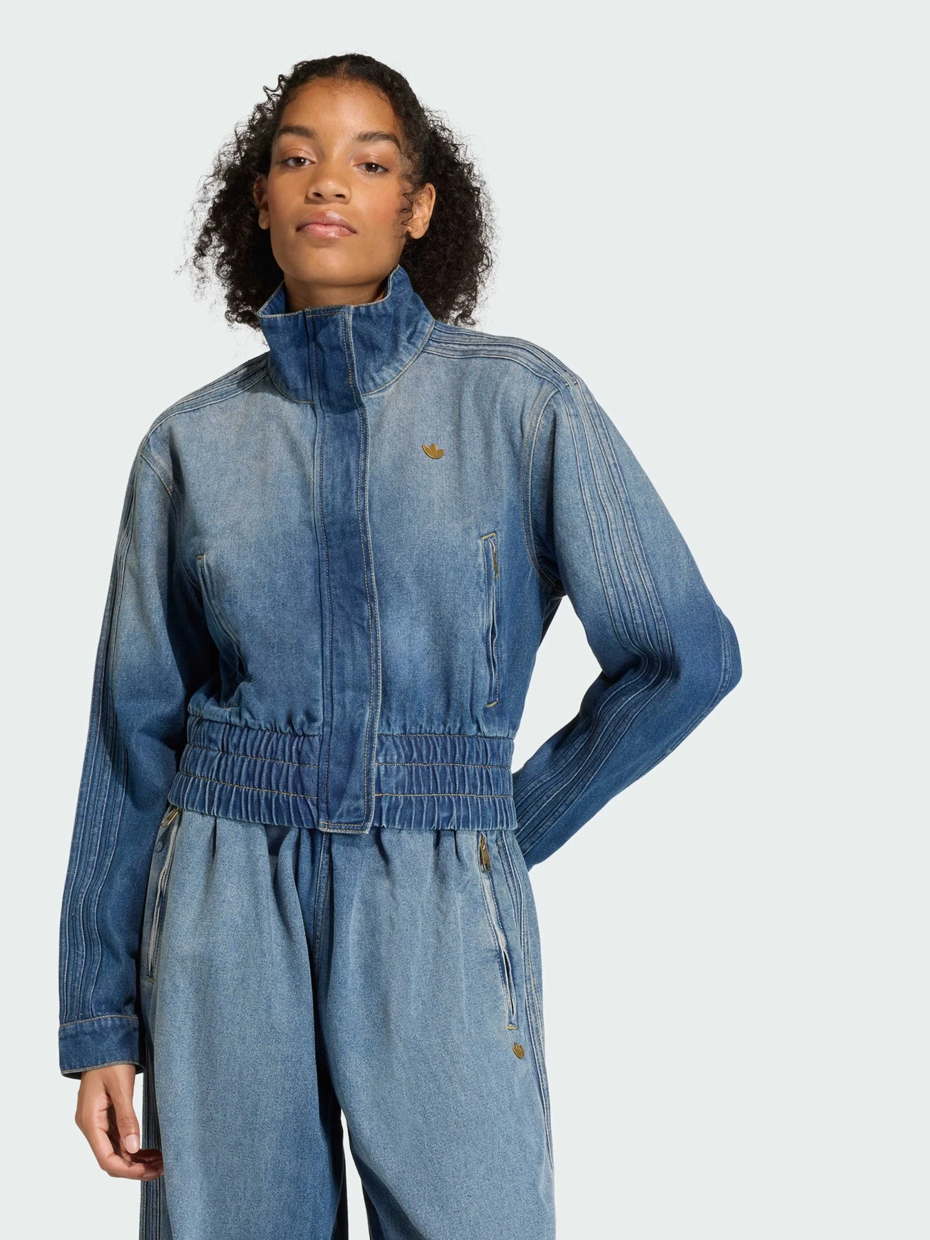 Куртки та дублянки Adidas модель KE1072 Куртки та дублянки Adidas модель KE1072 Фото