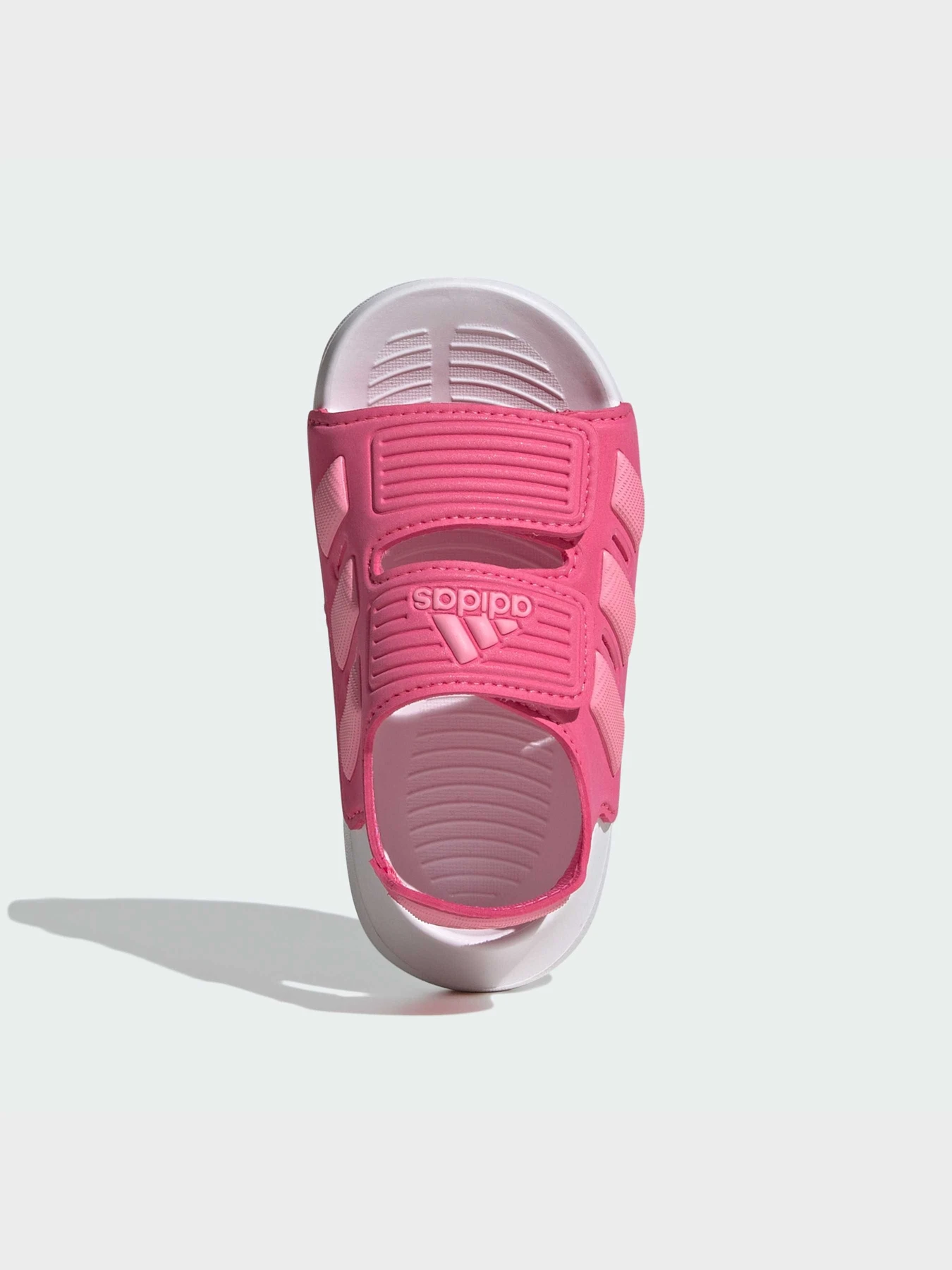 Сандалии Adidas модель ID0305 Сандалии Adidas модель ID0305 Фото