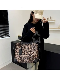Дорожные сумки и чемоданы RoyalBag модель TB1-T-841B-LEO Фото