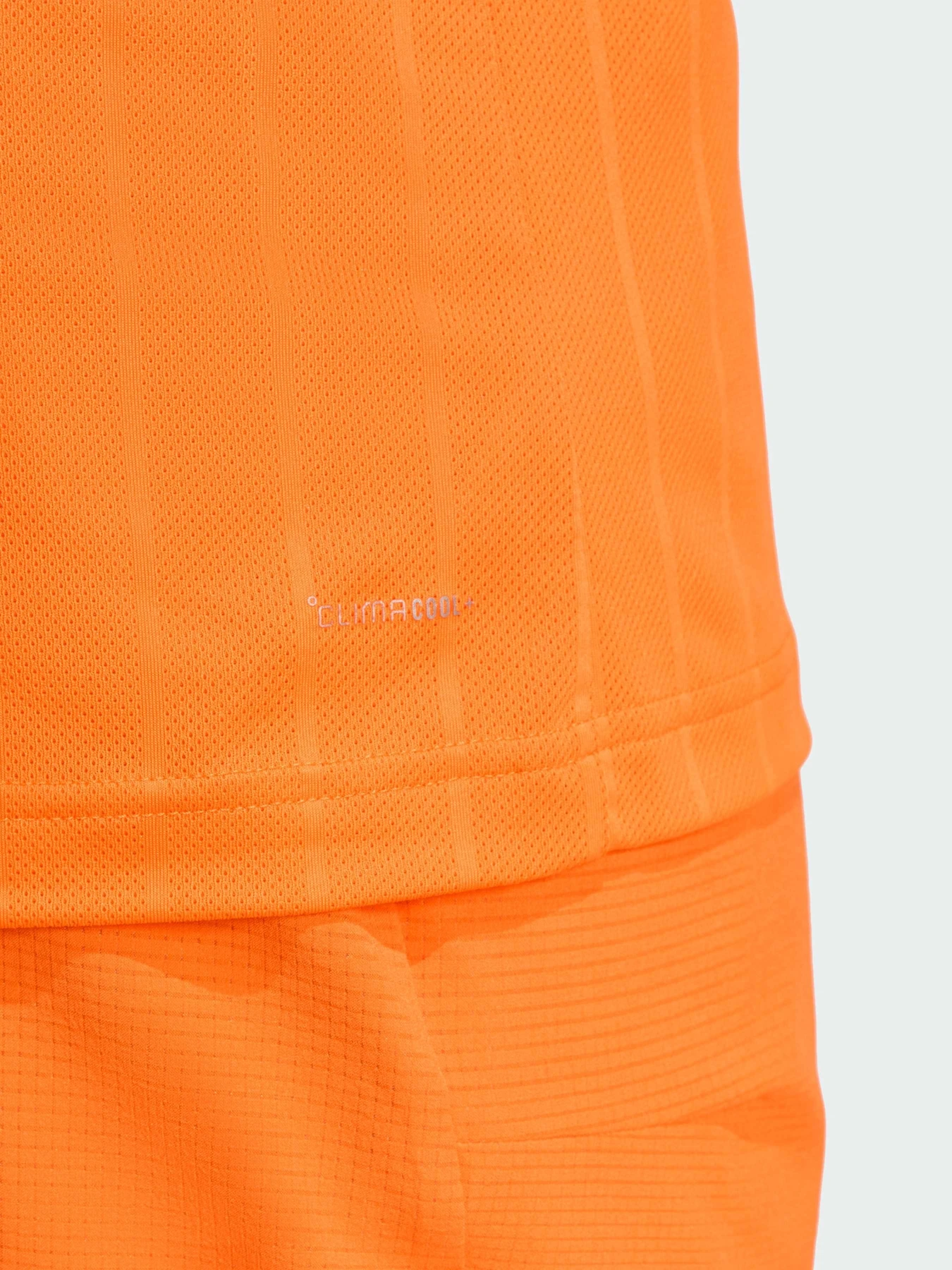 Футболки и поло Adidas модель KH0442 Футболки и поло Adidas модель KH0442 Фото