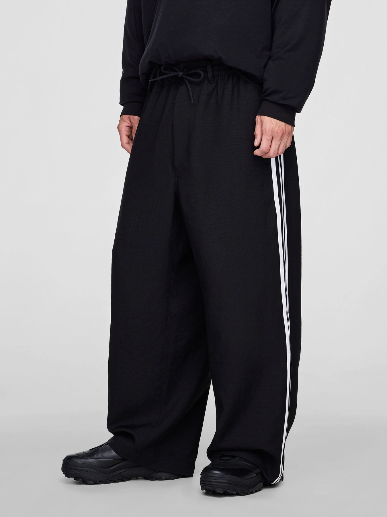 Брюки Adidas модель JW7353 Фото