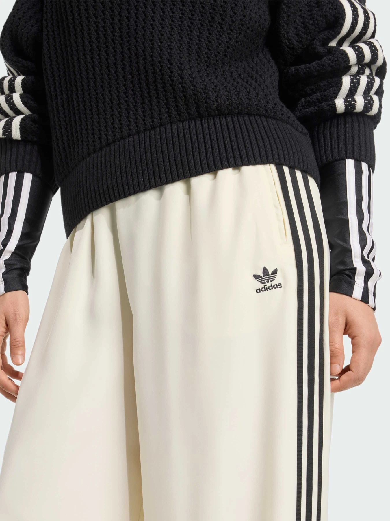 Штани Adidas Adicolor модель KD2542 Фото