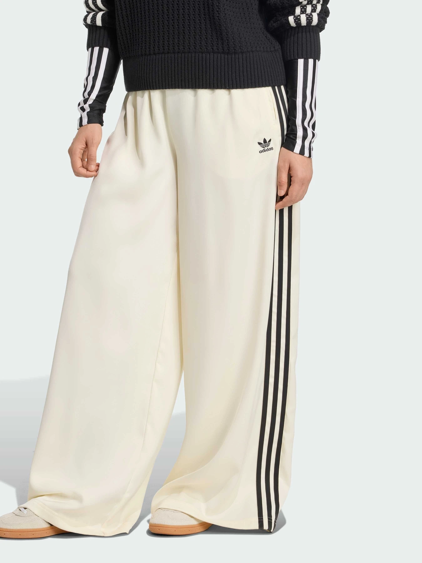 Штани Adidas Adicolor модель KD2542 Фото