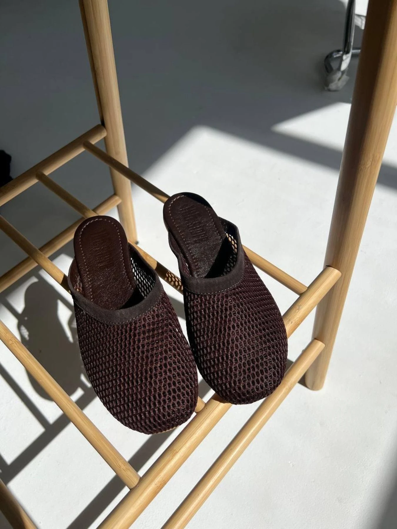 Шлёпанцы 105.store модель P_219141-S37_219158 Шлёпанцы 105.store модель P_219141-S37_219158 Фото