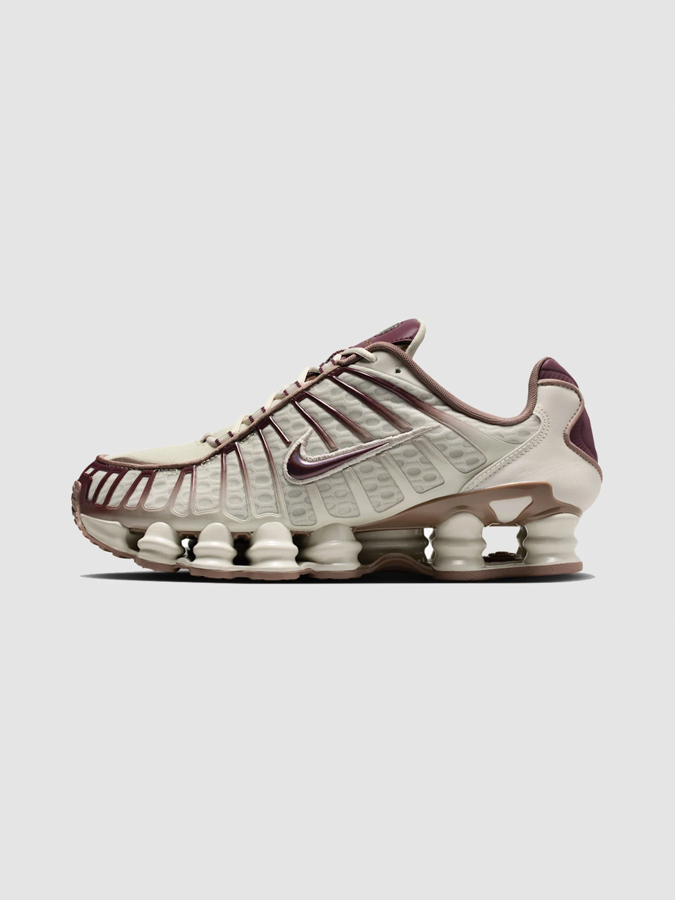 Кросівки NIKE W Shox Tl модель IM6013-072 Кросівки NIKE W Shox Tl модель IM6013-072 Фото